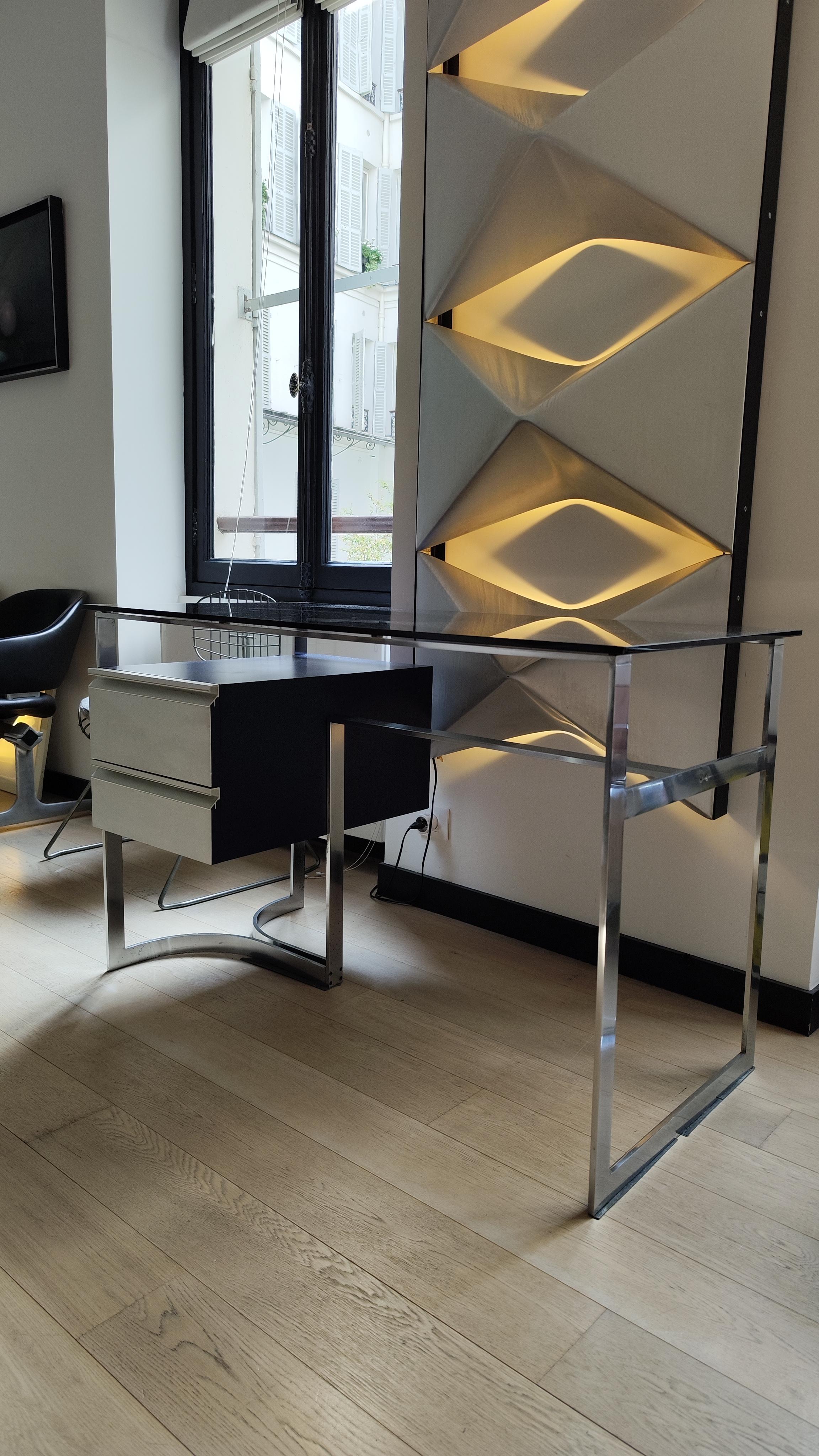 Patrice Maffei Desk for Kappa, 70s, Brushed Stainless Steel, Smoked Glass, 1970 For Sale 2