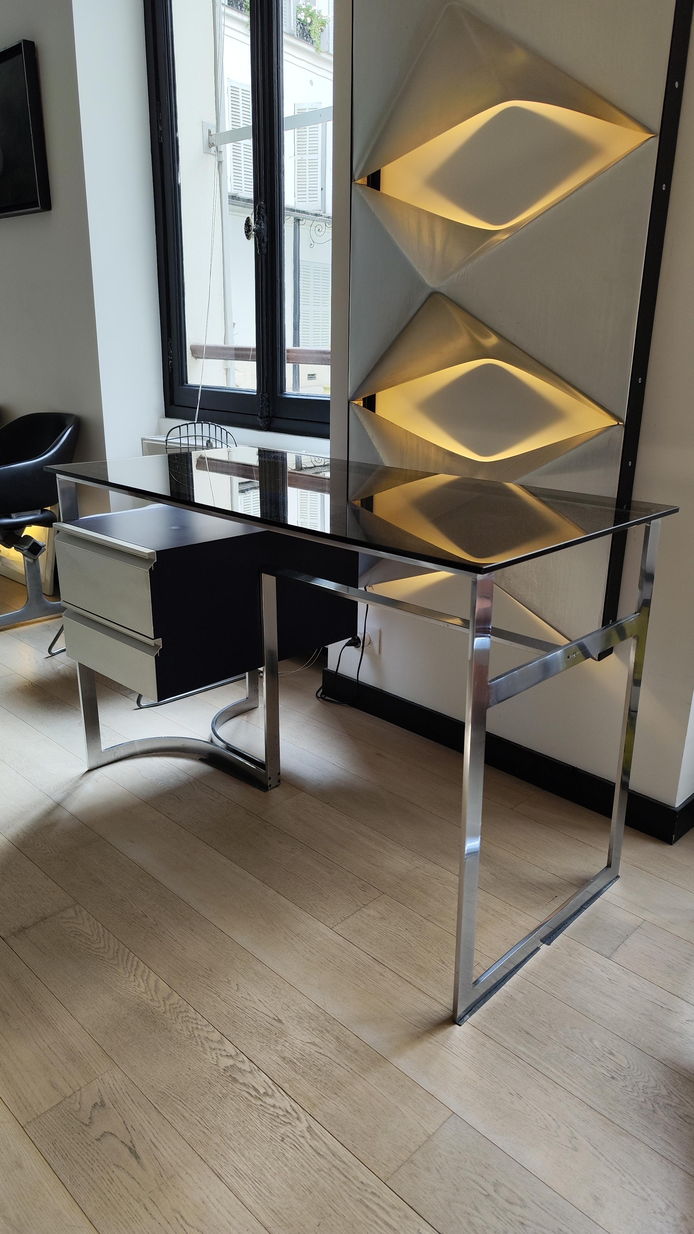 Patrice Maffei Desk for Kappa, 70s, Brushed Stainless Steel, Smoked Glass, 1970 For Sale 3