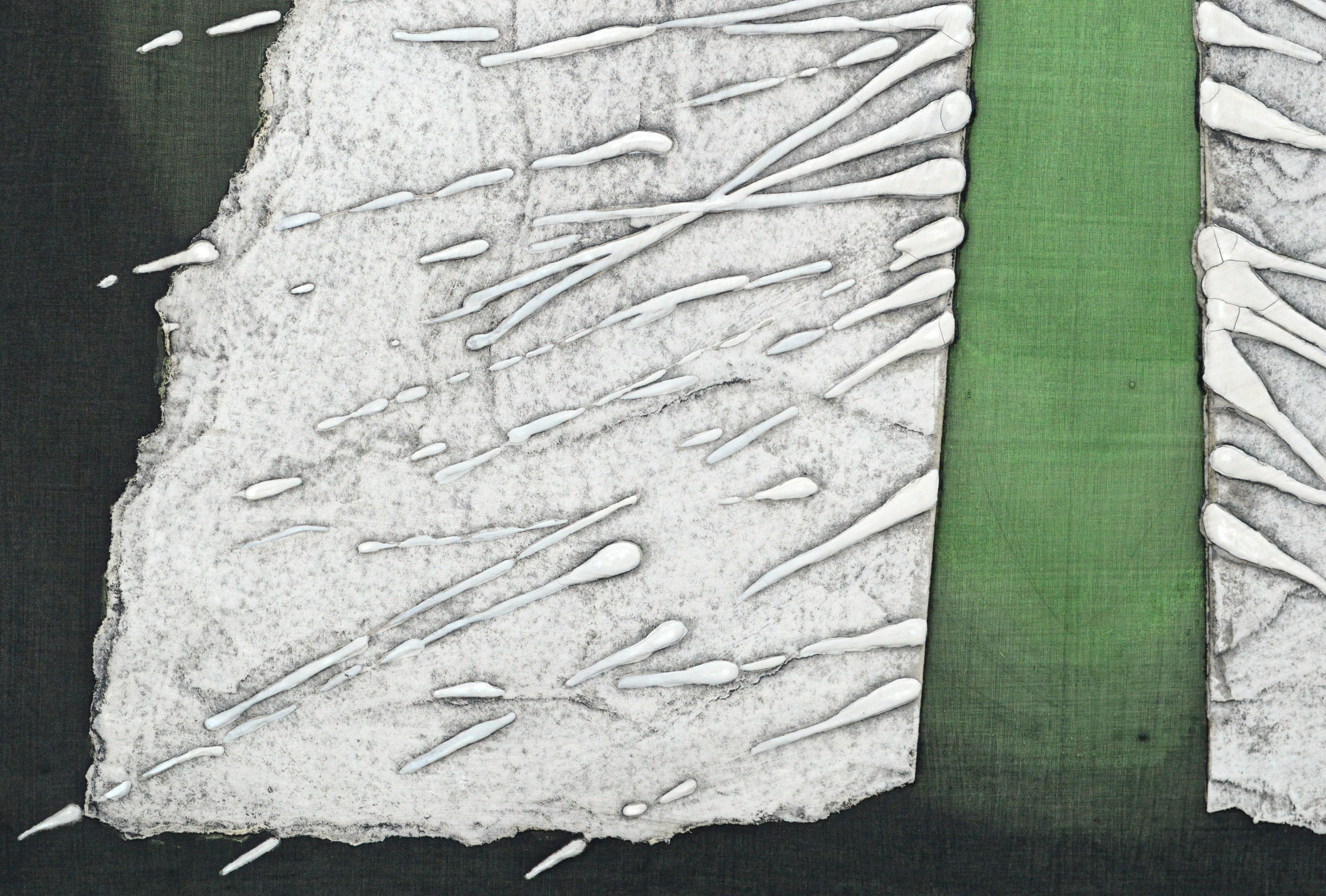 Modern Geometric Green & White Kimono, Abstract Expressionist Collagraph Plate #3

Stunning modern minimalism meets abstract expressionism with green, white and black in this unique mixed media work, that was created as a Master plate for collagraph