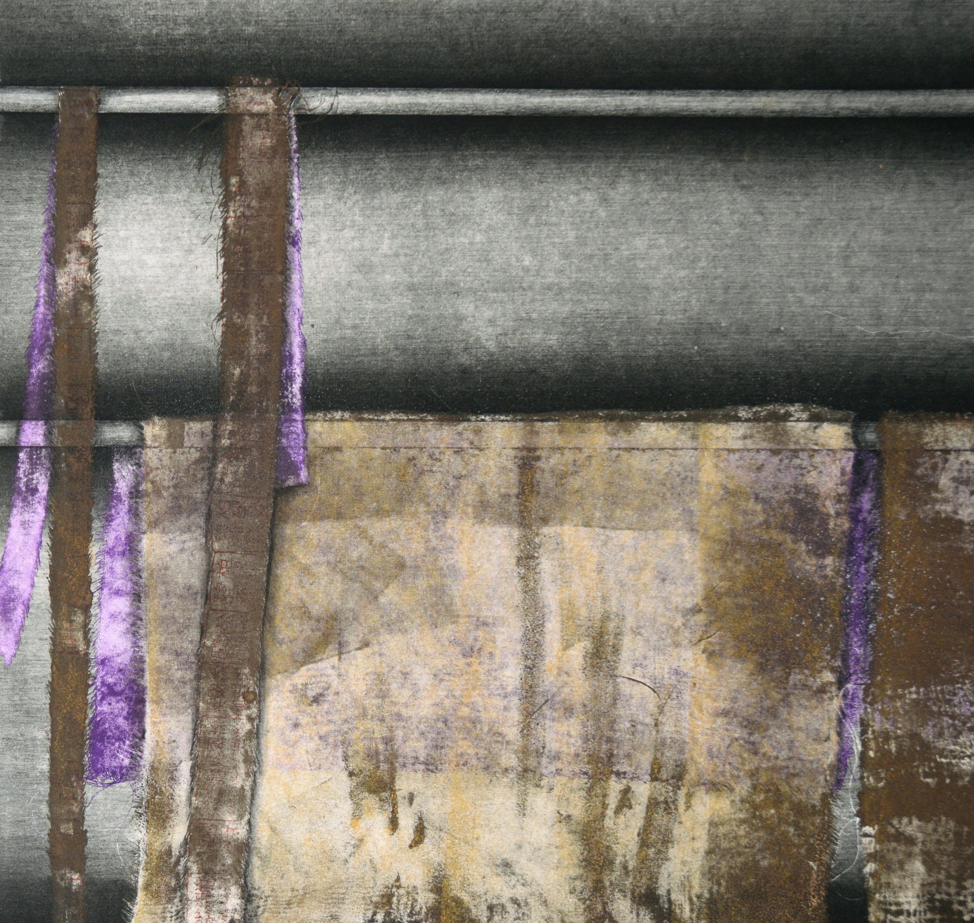 „Teile eines Kimonos“ Mehrschichtige Collagraphie in Tinte auf Papier – Print von Patricia A Pearce