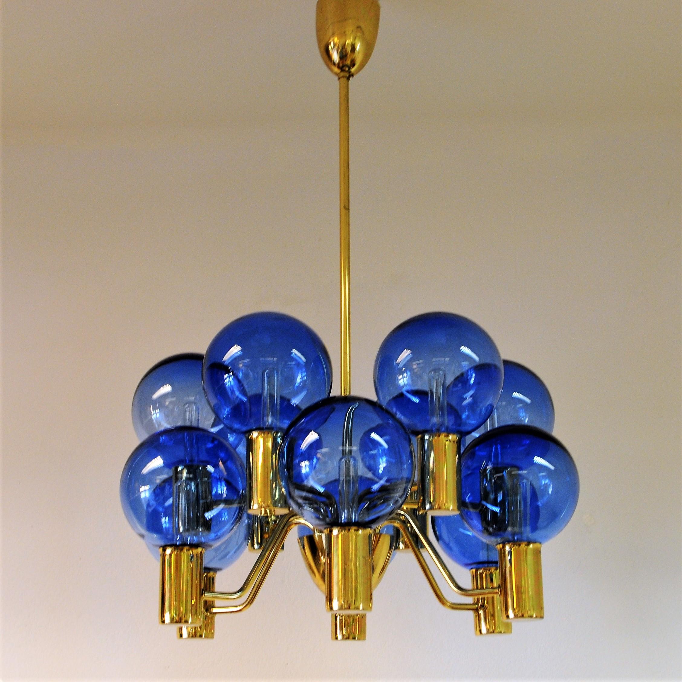Patricia Chandelier with Blue Glass Mod T372/12 by Hans-Agne Jakobsson, Sweden 9
