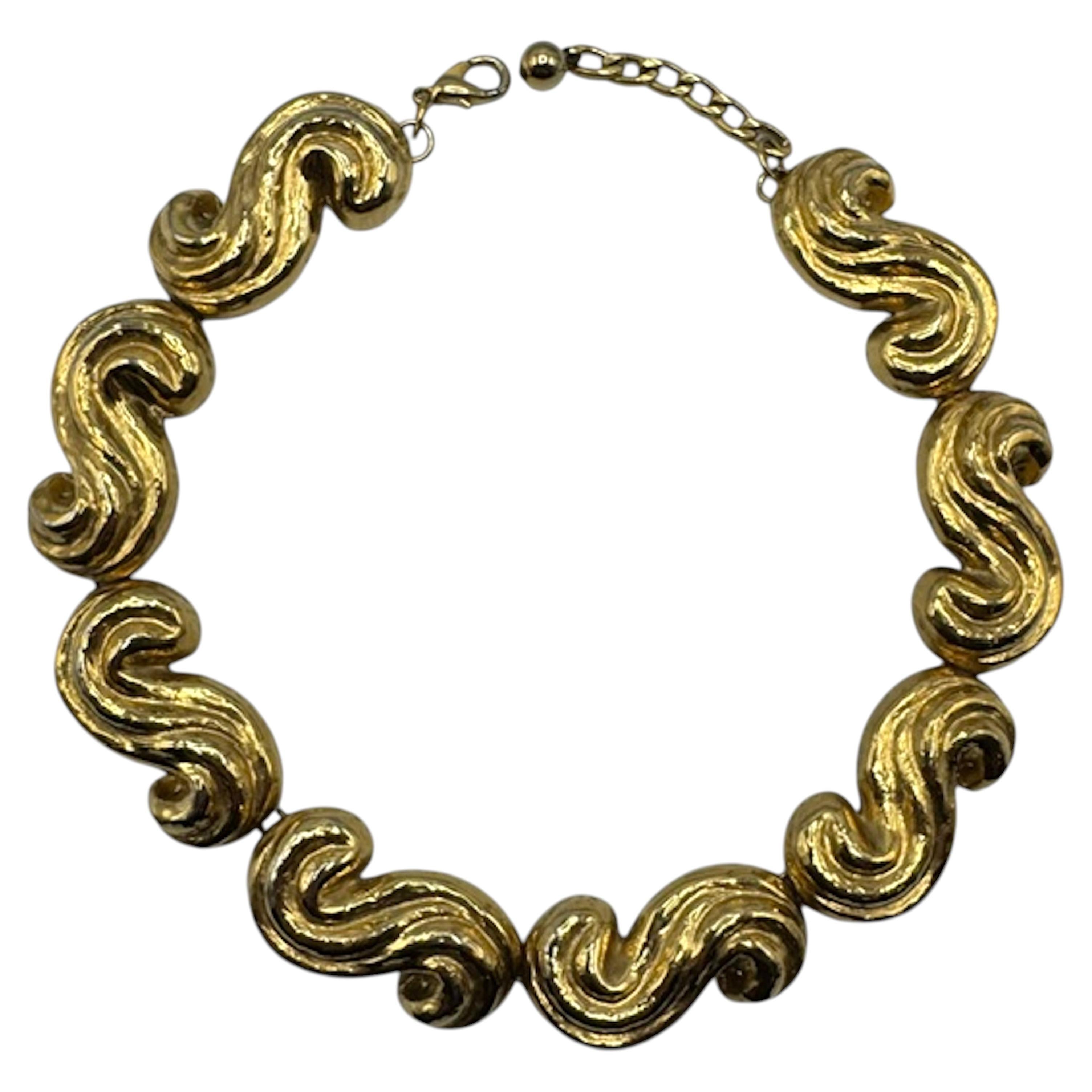 Patricia Delorme, collana con maglie a "S" in oro martellato, Parigi, anni '80