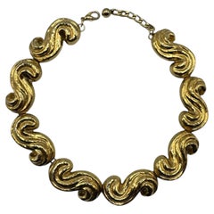 Patricia Delorme, Paris 1980s Gold Martele' "S" Link Necklace