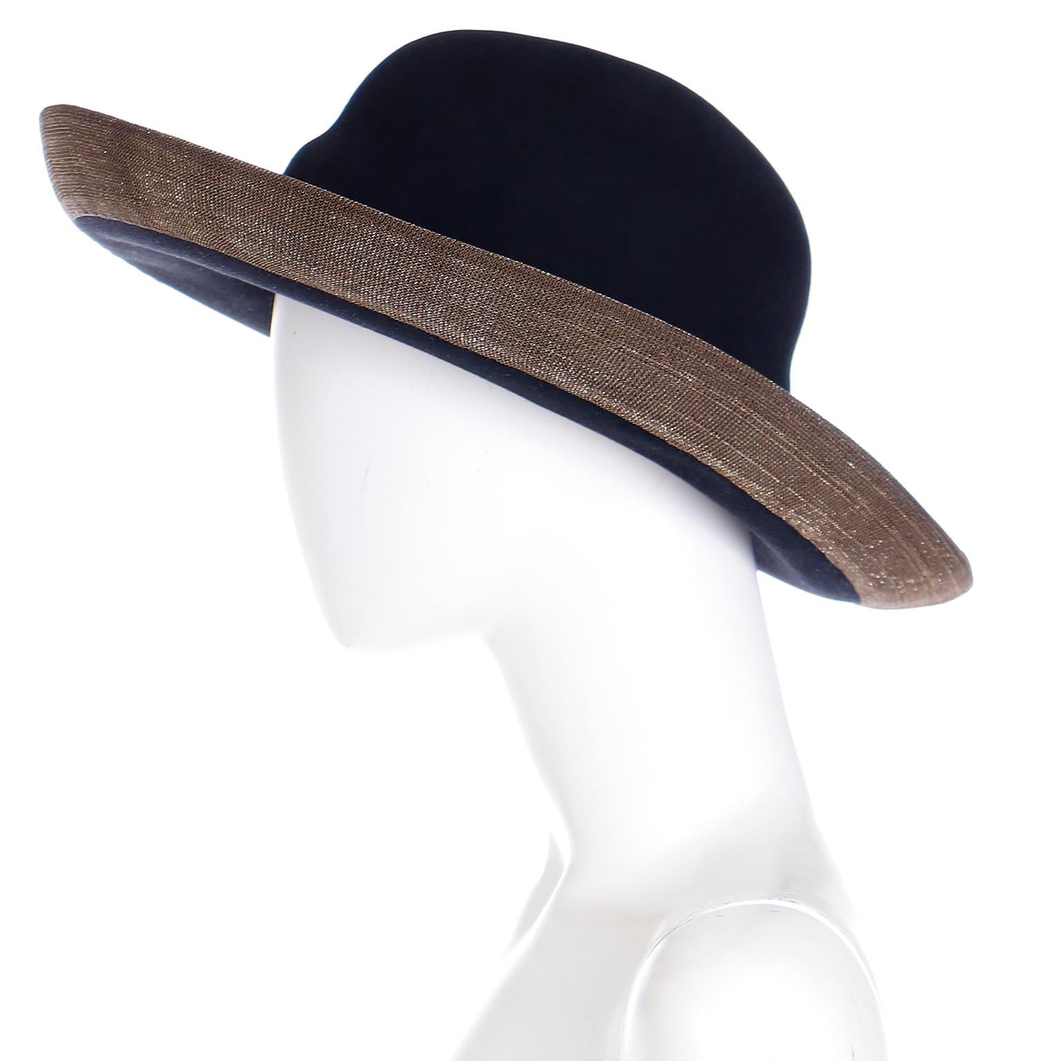 Noir Patricia Underwood - Chapeau en laine noir vintage avec bordure métallique dorée et bronze, années 1990 en vente