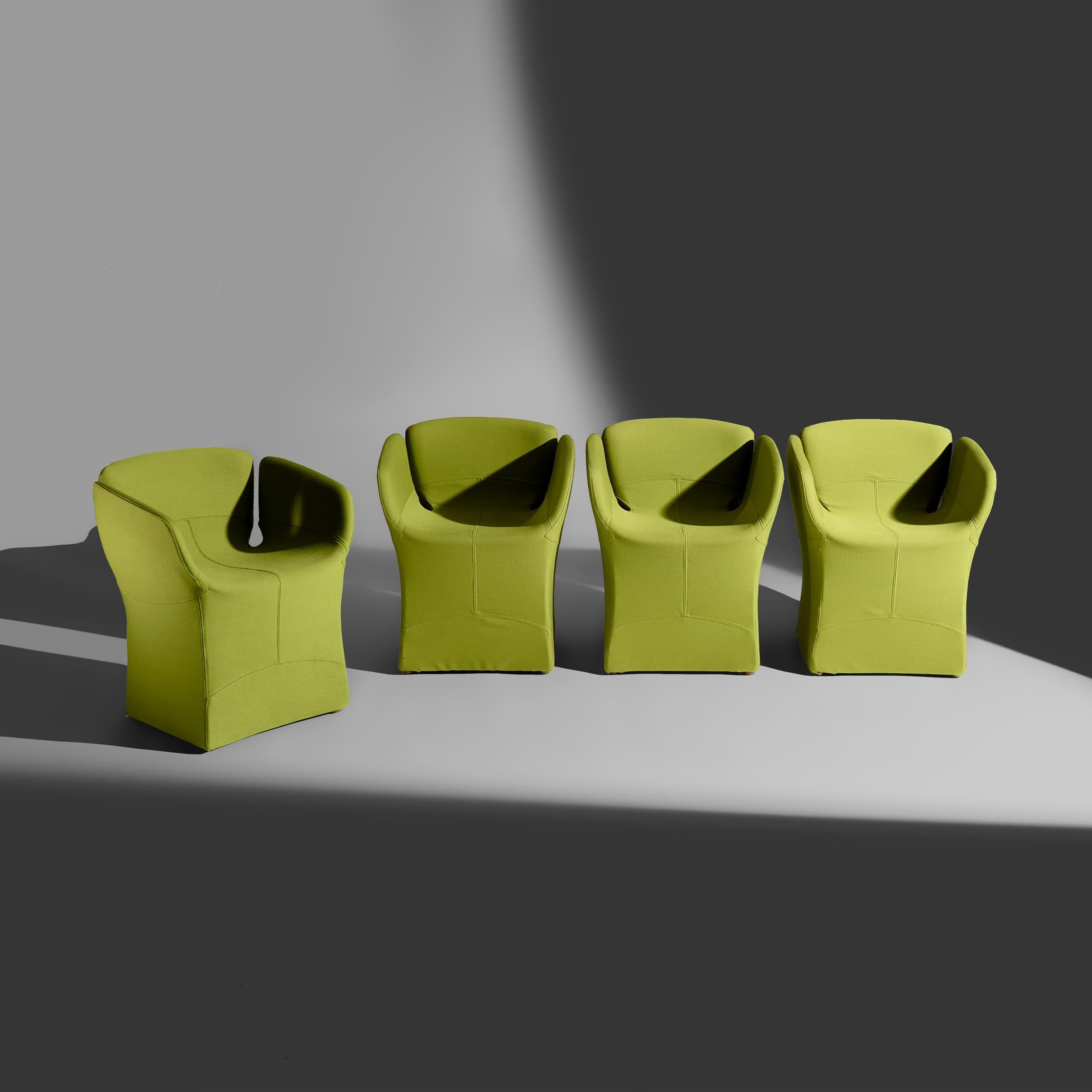 Moderno Patricia Urquila set di quattro poltroncine Bloomy abbinate per Moroso Italia in vendita
