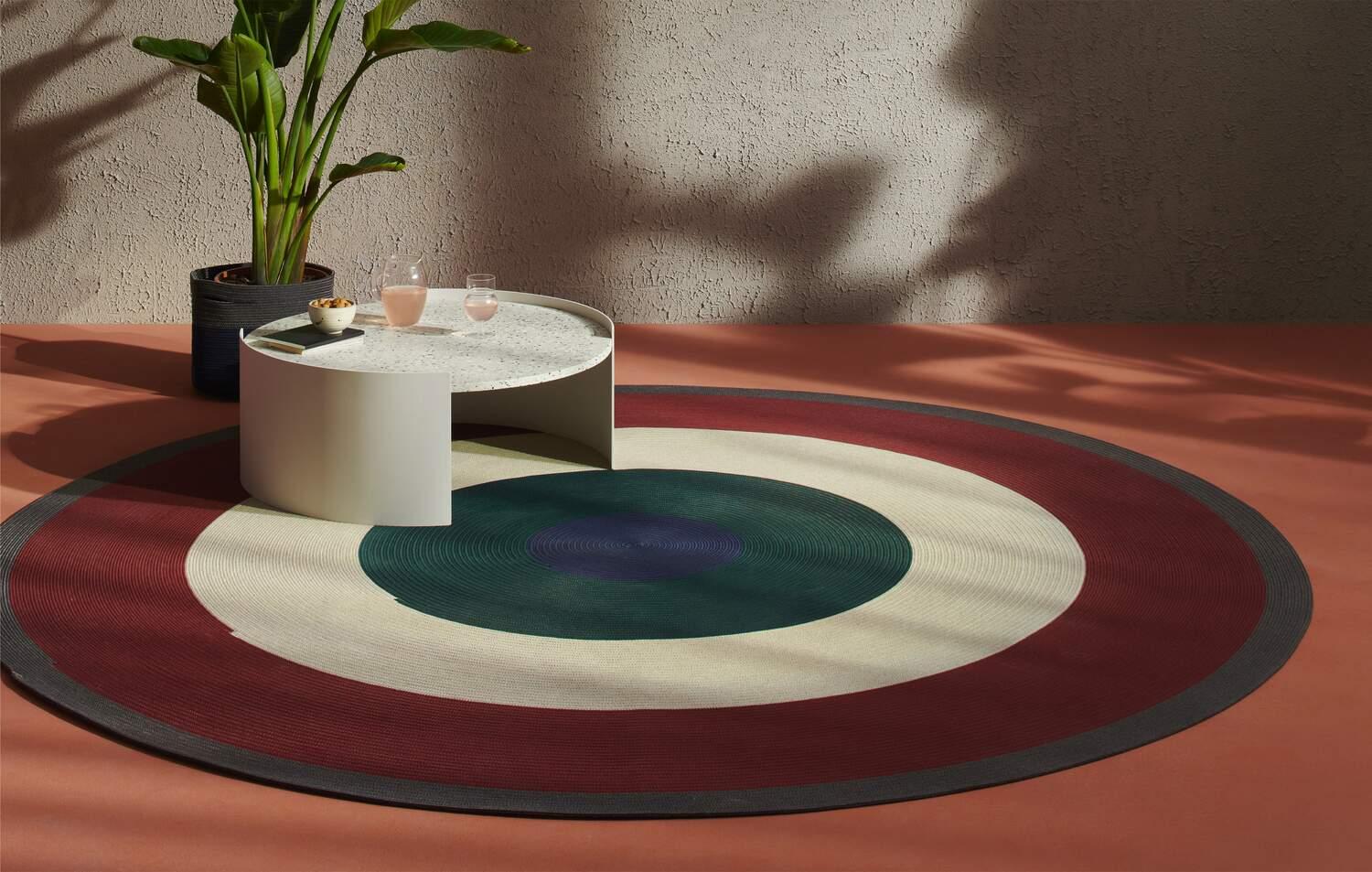 Métal Ensemble de deux tables d'appoint d'extérieur Bowy pour Cassina en vente