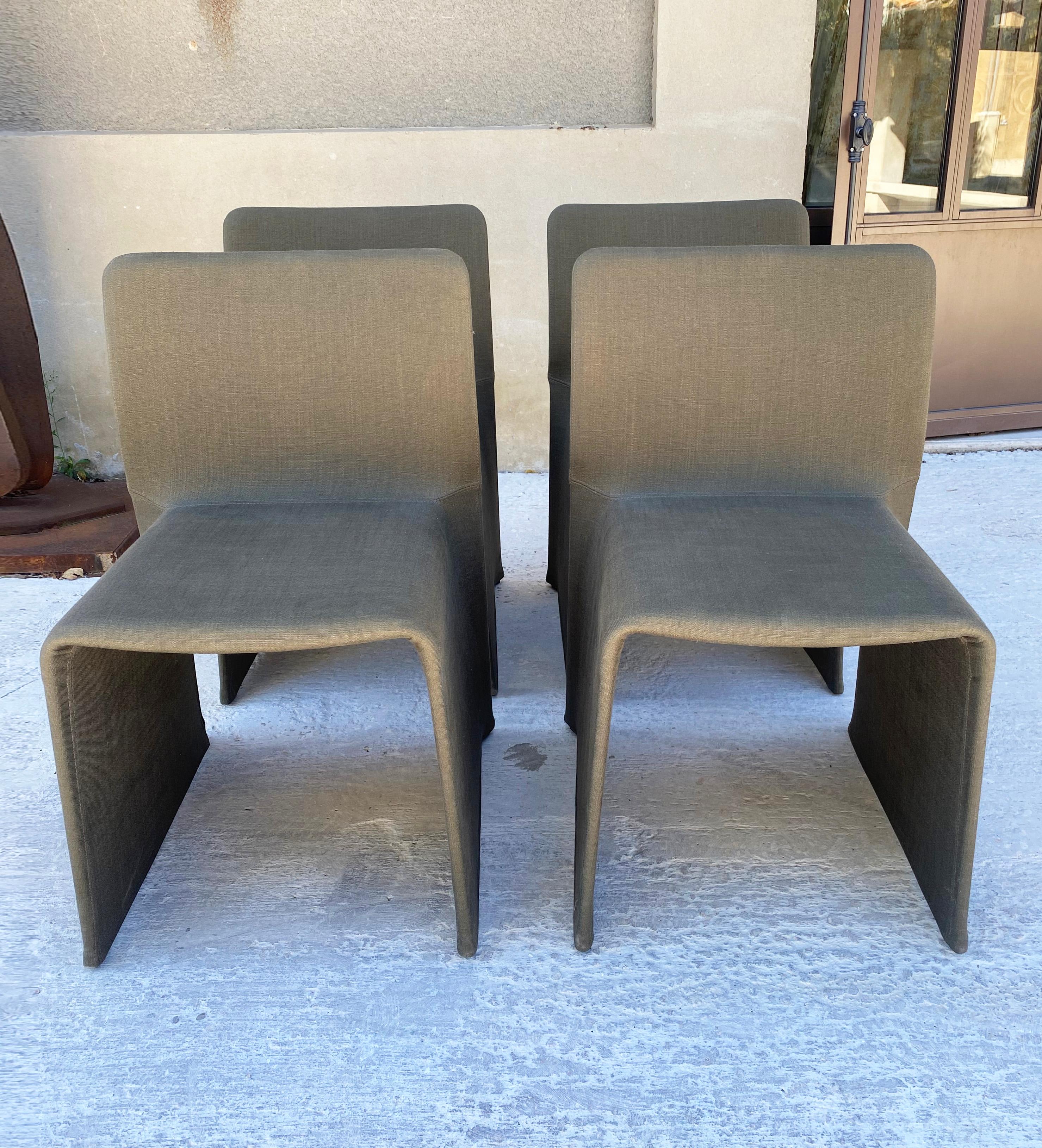 Patricia Urquiola 4 Handschuh-Stühle  Molteni Ausgabe Metall/Trikot im Zustand „Hervorragend“ im Angebot in Saint Ouen, FR