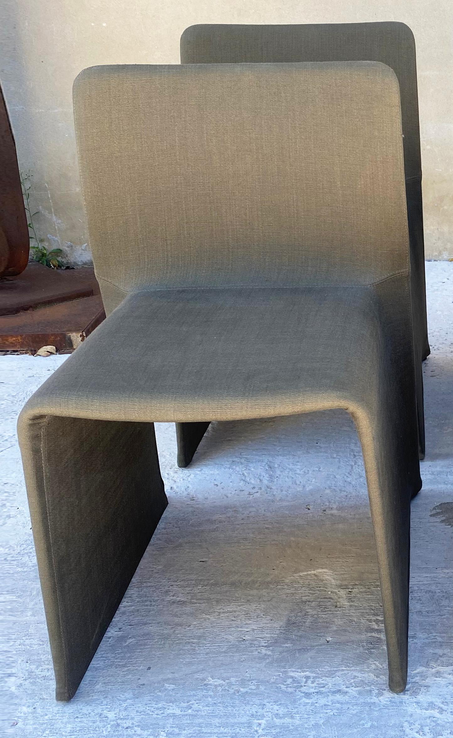 Patricia Urquiola 4 Handschuh-Stühle  Molteni Ausgabe Metall/Trikot (21. Jahrhundert und zeitgenössisch) im Angebot