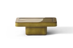 Mesa baja de hormigón lacado en verde «Ardys» de Patricia Urquiola para Cassina