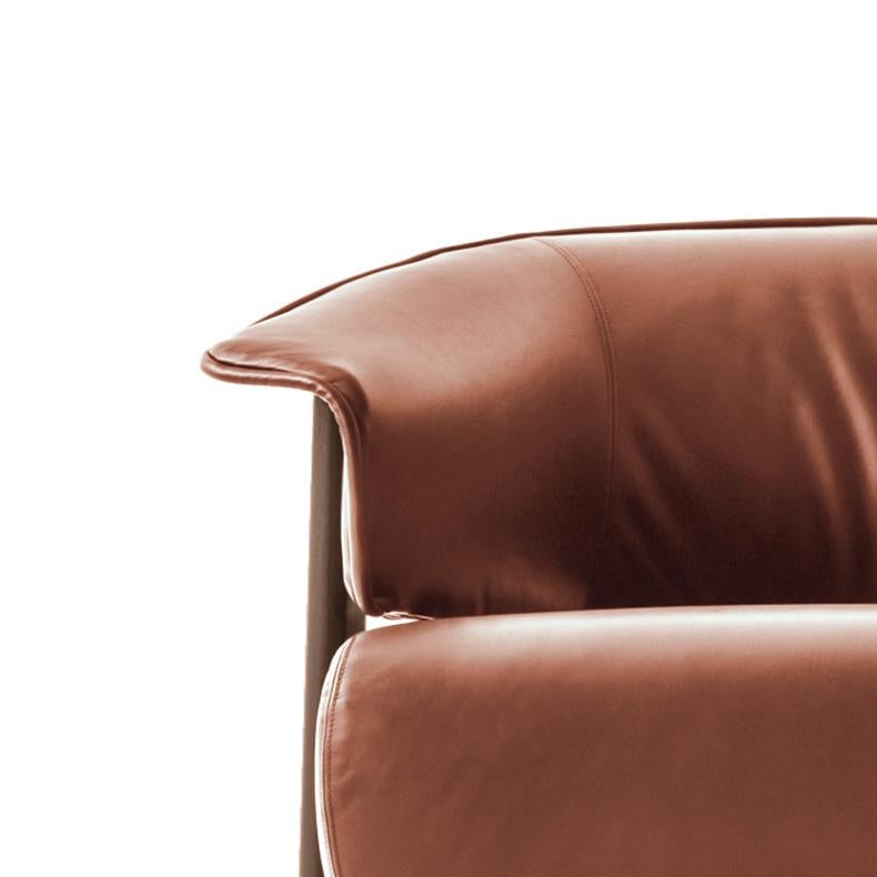 Patricia Urquiola „Sessel mit Rückenlehne“, Holz, Schaumstoff und Leder von Cassina (Moderne der Mitte des Jahrhunderts) im Angebot