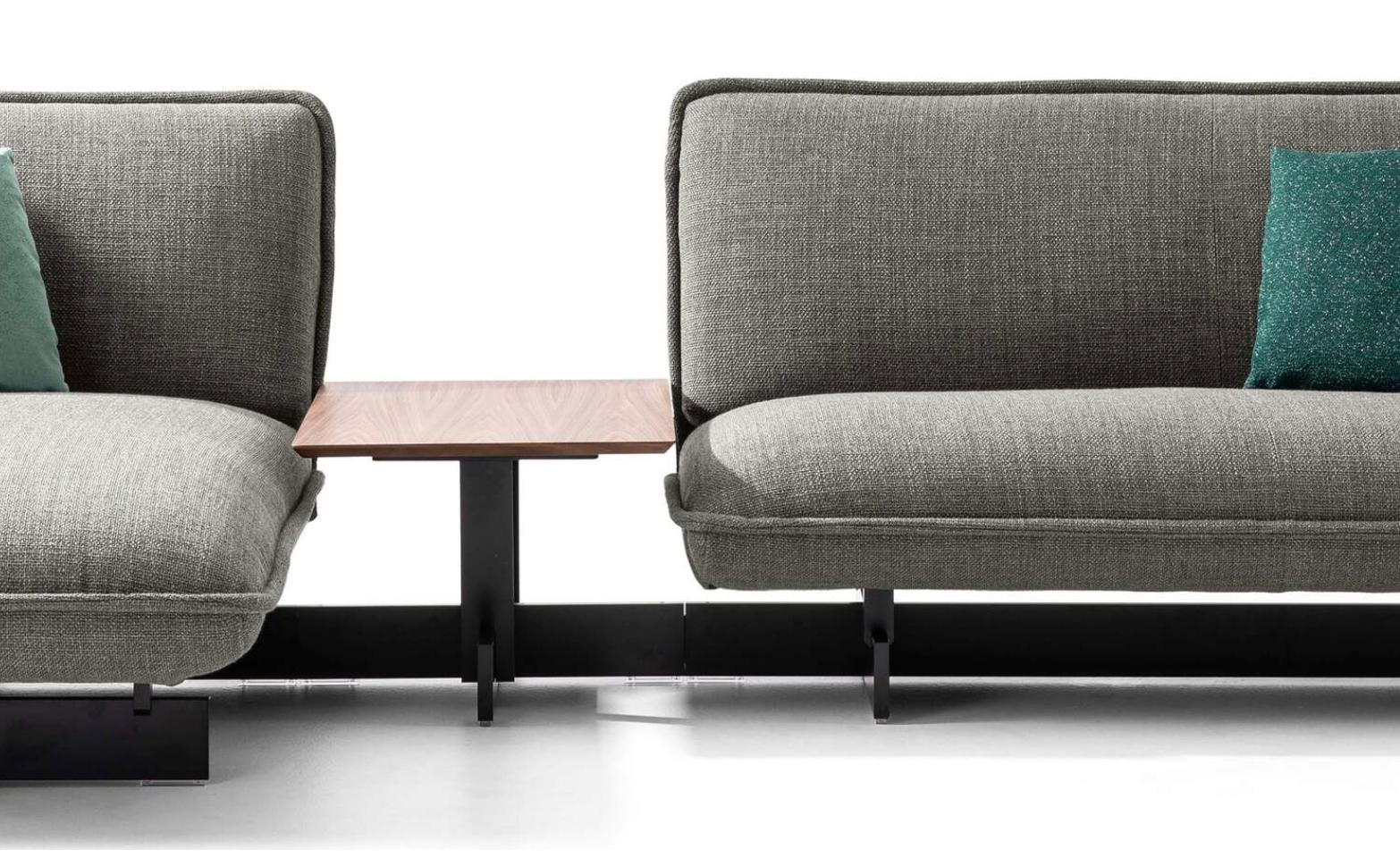 Patricia Urquiola Sistema de sofás con vigas para Cassina en Nuevo estado para la venta en Barcelona, Barcelona