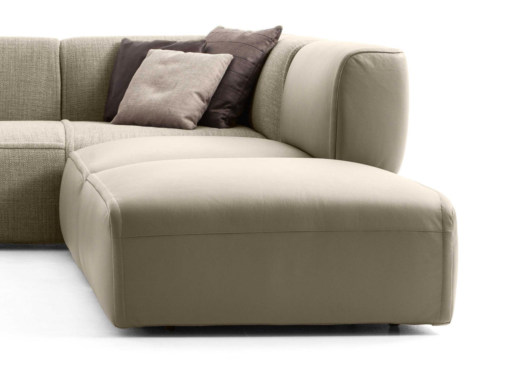 Patricia Urquiola Schalensofa für Cassina (Moderne der Mitte des Jahrhunderts) im Angebot