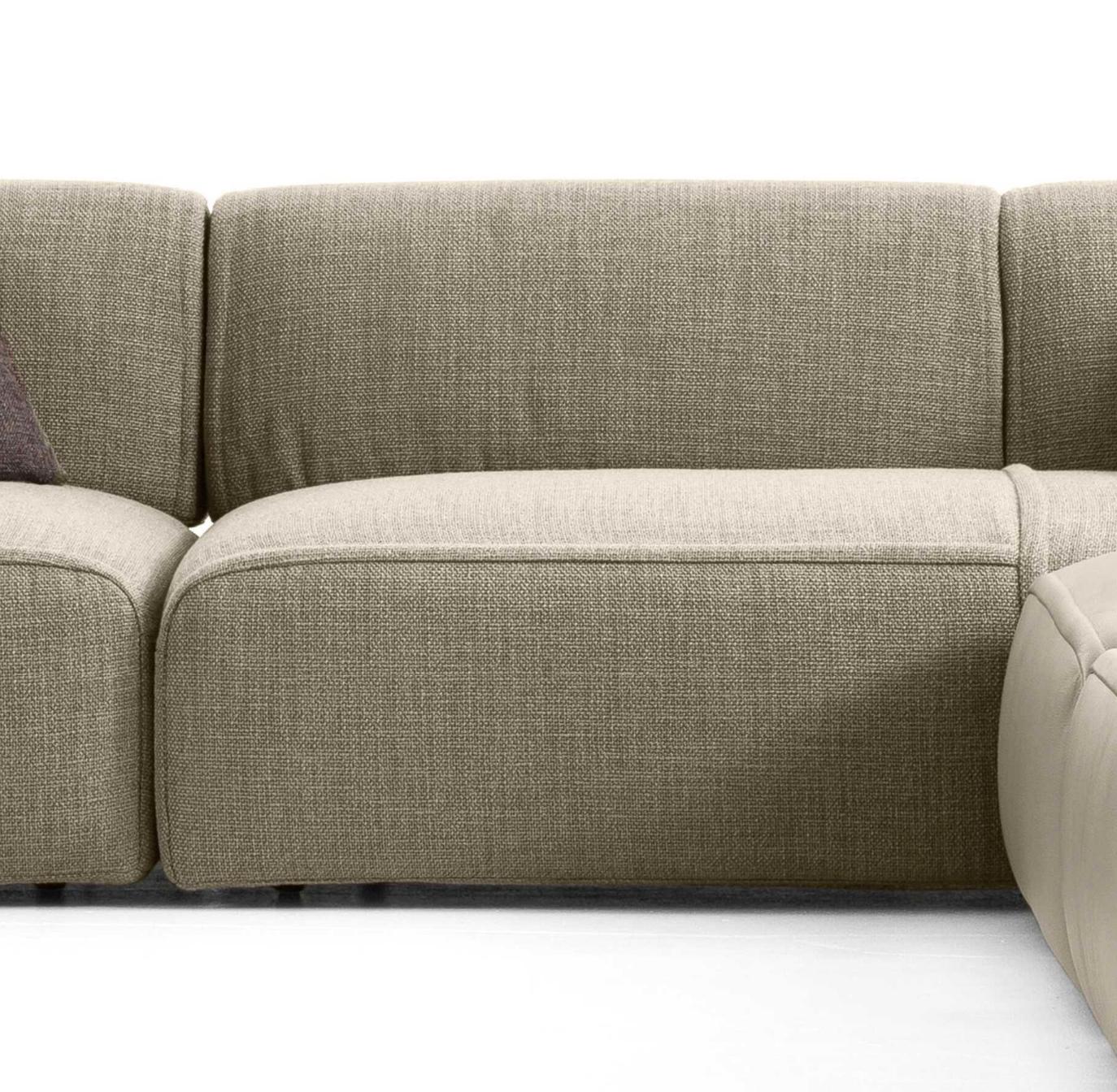 Patricia Urquiola Schalensofa für Cassina (Italienisch) im Angebot