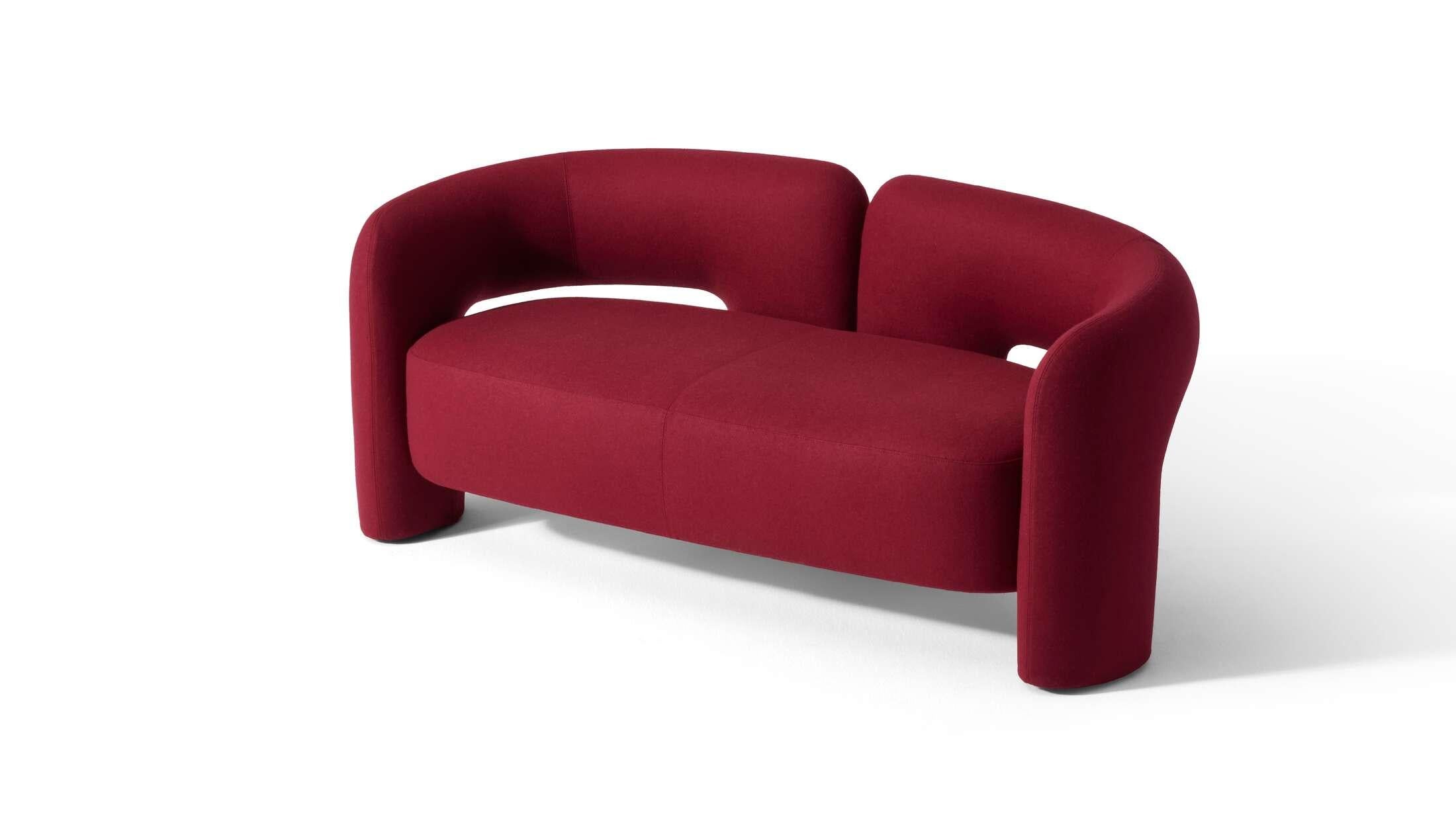 Patricia Urquiola Dudet Sofa
Manufactured by Cassina

70S-STYLE RELAXATION

Dudet transfers to a two-seat settee the versatile, sophisticated design of the chair in the same family designed by Patricia Urquiola.

Available in one size only, the