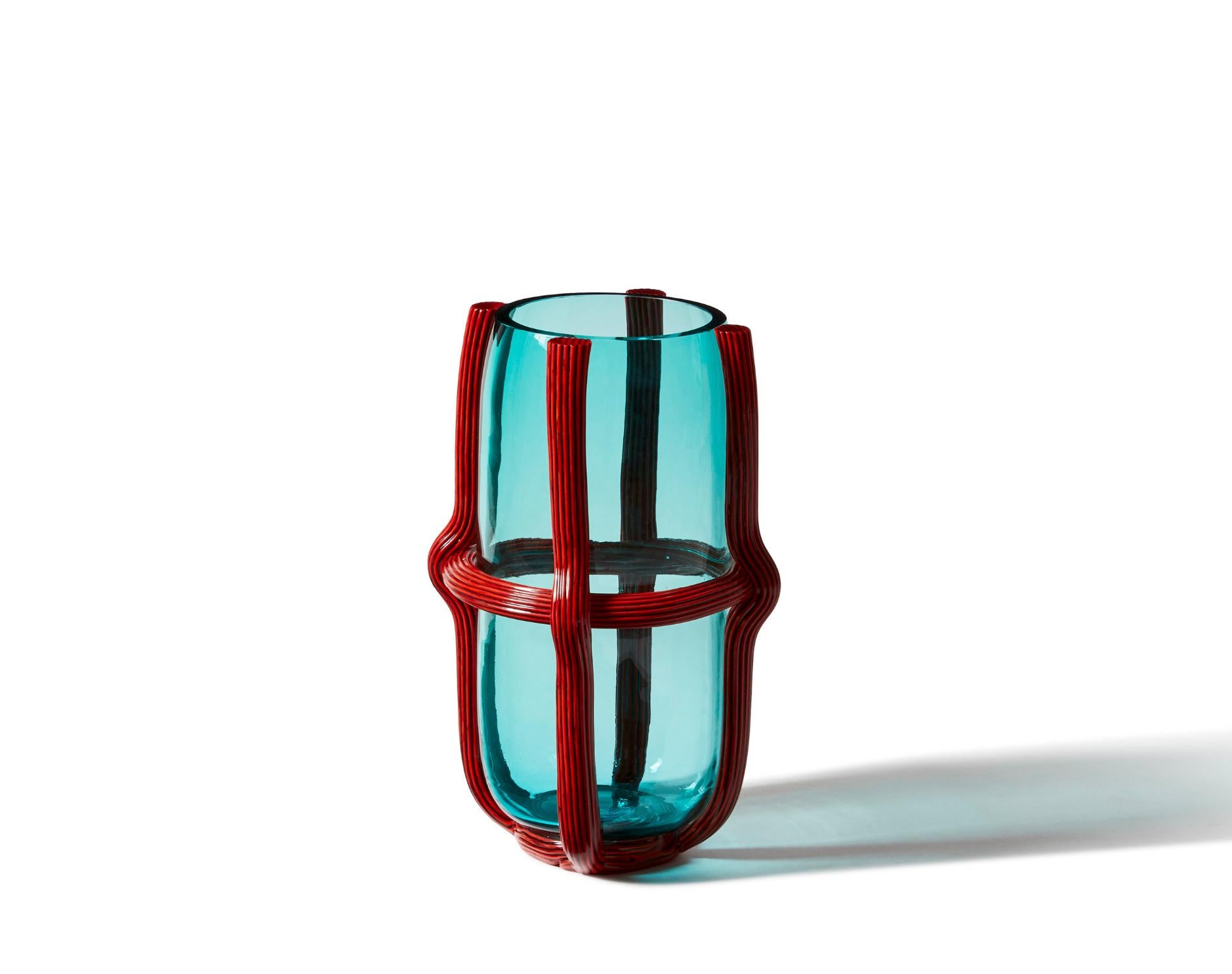 Patricia Urquiola Sestiere Vasen für Cassina 

Eine Kollektion von zeitgenössischen Vasen, die das venezianische Erbe bewahrt und interpretiert. Sestiere bewahrt die traditionelle Glasverarbeitung und interpretiert sie kreativ neu in einer