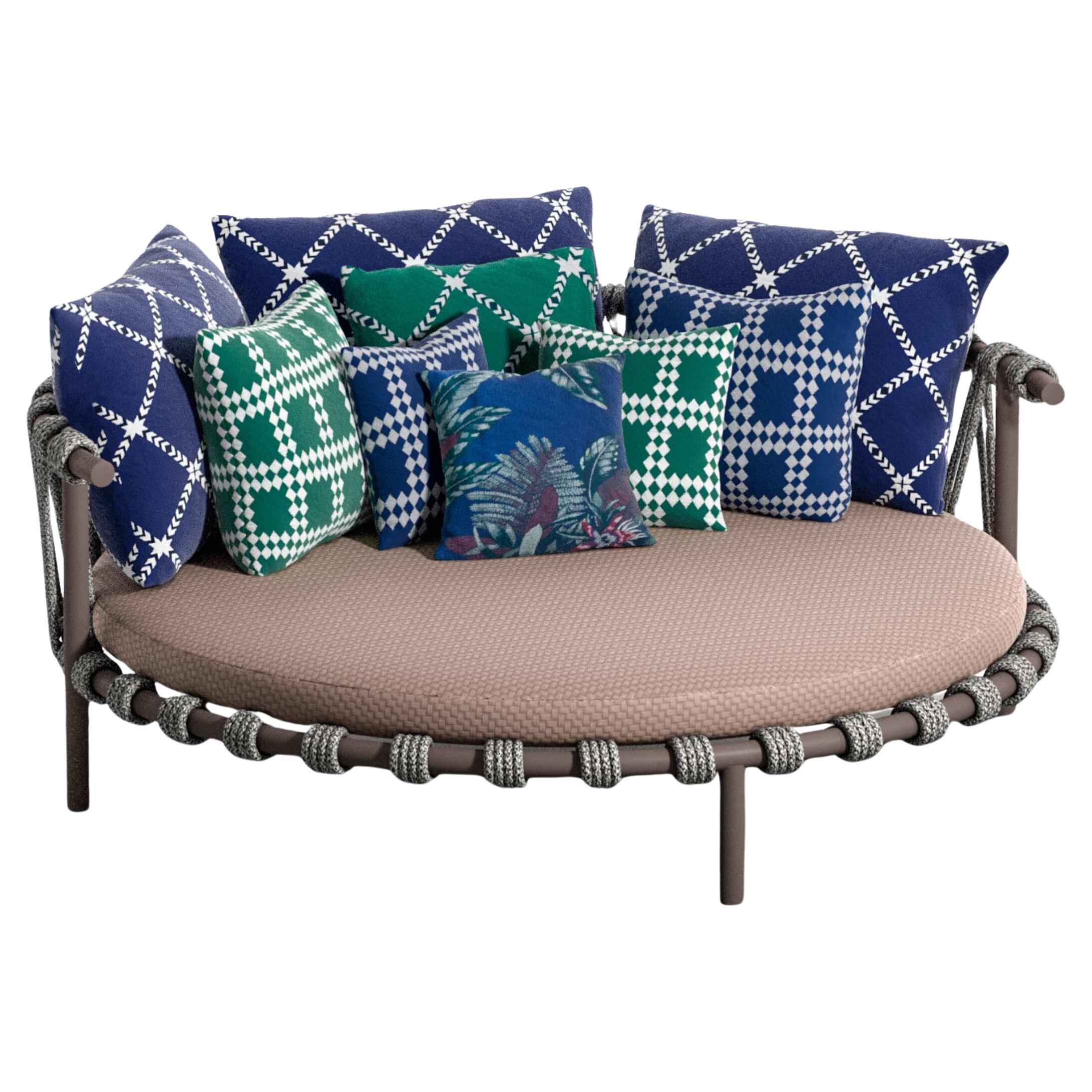 Patricia Urquiola Trampoline 561 Lovebed For Cassina

Patricia Urquiola celebrates the joy of outdoor living with a bold statement-making product inspired by the mini trampolines found in the gardens of homes in Greenland. Trampoline is a dramatic,