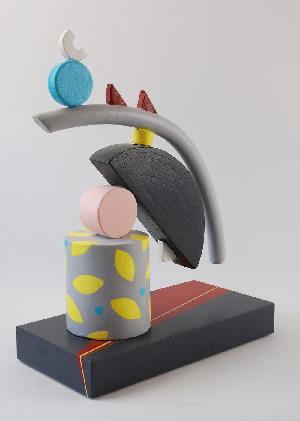 Arc von Patricia Volk – Abstrakte Keramikskulptur, gemalter Ton, geometrisch im Angebot 4