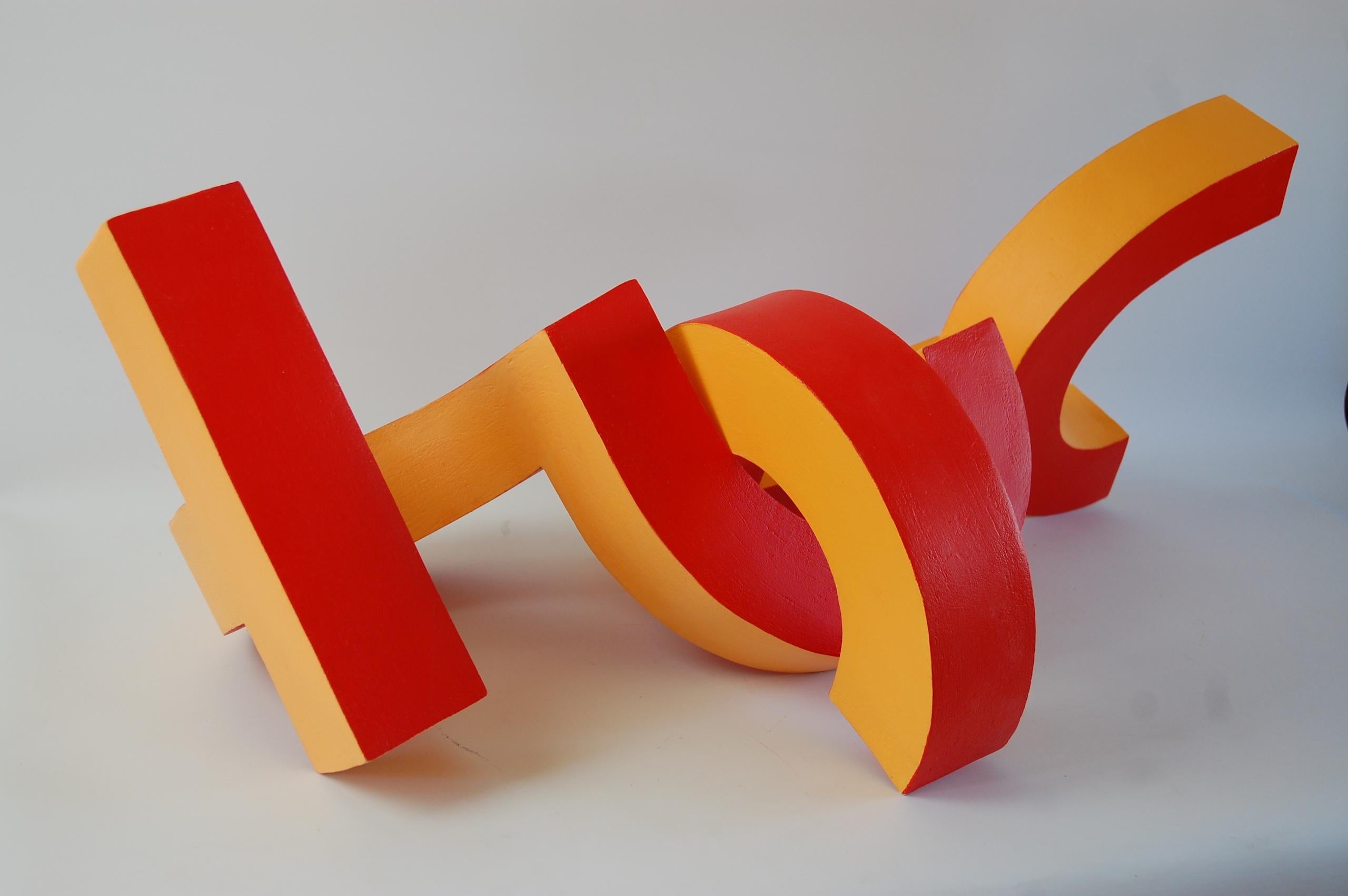 Assemblage è una scultura in argilla cotta costruita e dipinta da Patricia VOLK, le cui dimensioni sono 35 × 90 × 40 cm (13,7 × 35,4 × 15,7 in). 
È un pezzo unico firmato e viene fornito con un certificato di autenticità firmato dall'artista. 