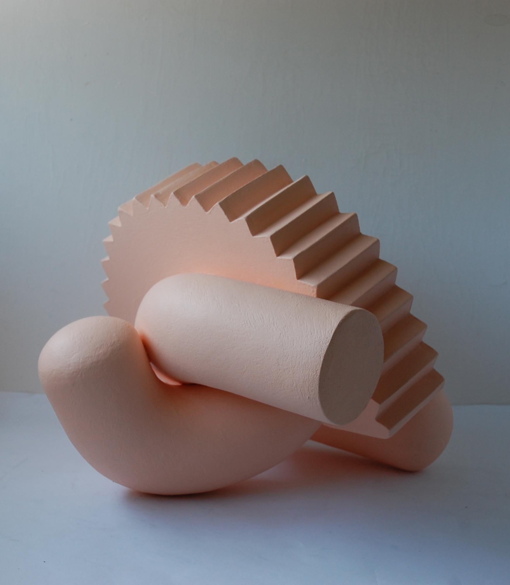Cog (Naples) von Patricia Volk – Abstrakte Keramikskulptur, gemalter Ton, Pastell im Angebot 5