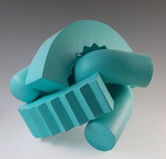 Cog (Teal) von Patricia Volk – Abstrakte Keramikskulptur, gemalter Ton, hell