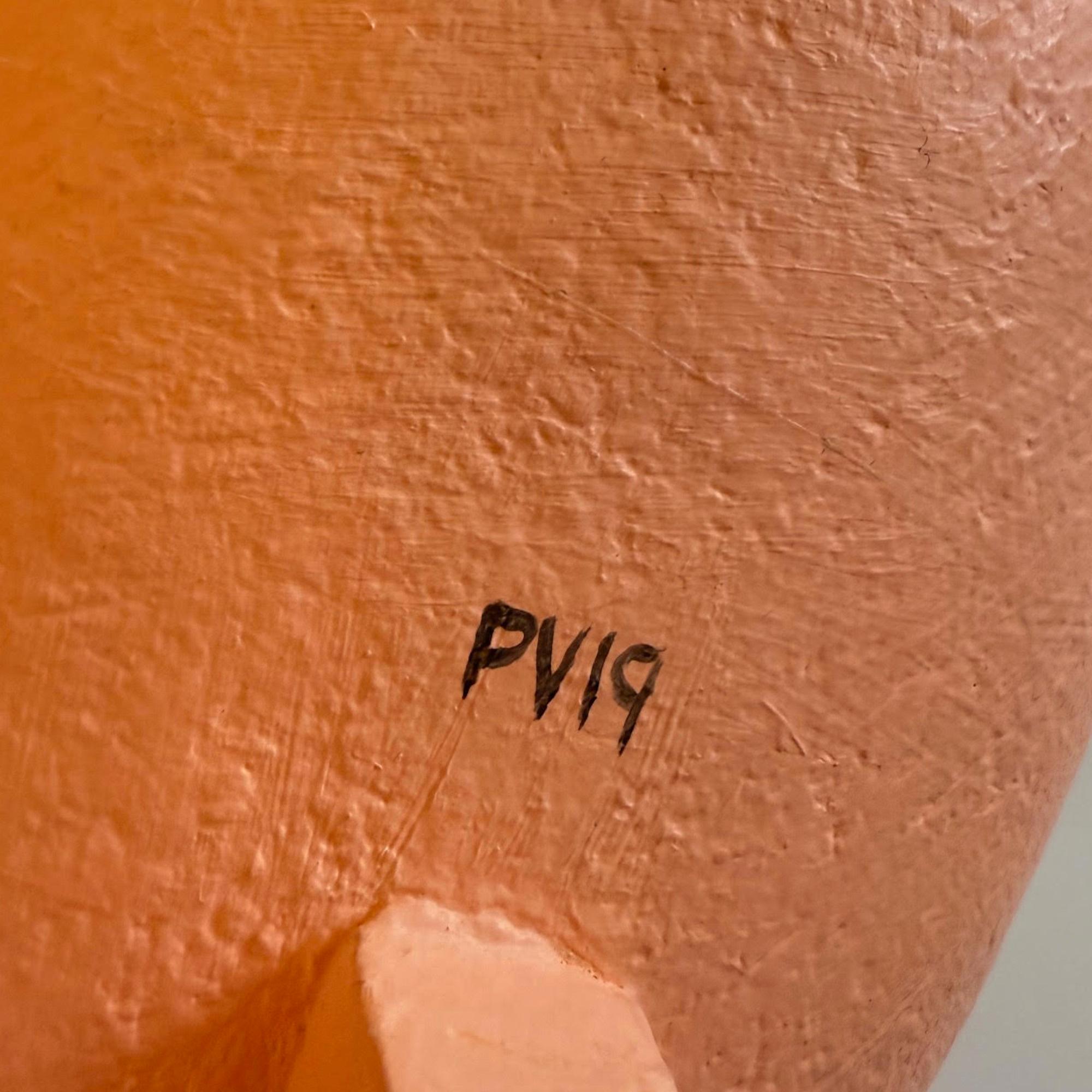 Abrazo (Albaricoque) de Patricia Volk - Escultura abstracta de cerámica, naranja, viva en venta 8