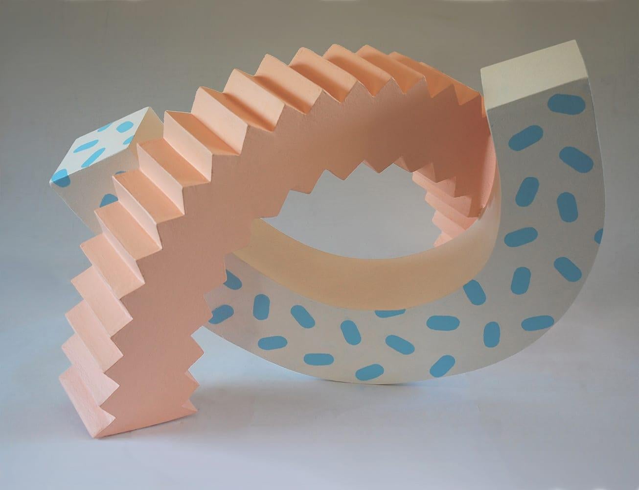 Opposite de Patricia Volk - Sculpture céramique abstraite, argile peinte, pastel en vente 1