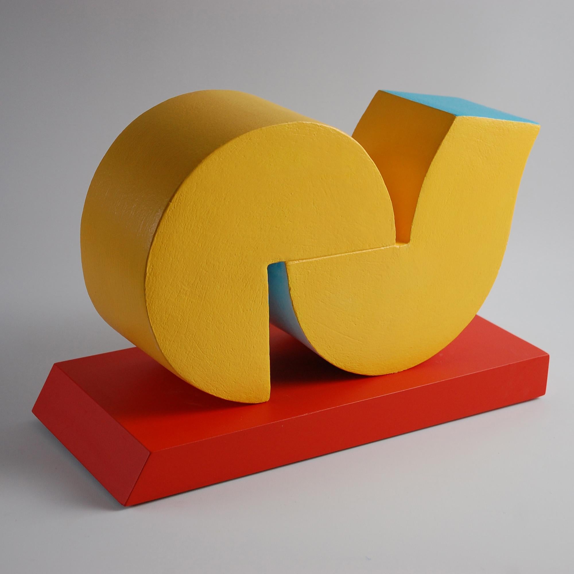 Quadrant von Patricia Volk – Abstrakte Keramikskulptur, gemalter Ton im Angebot 1