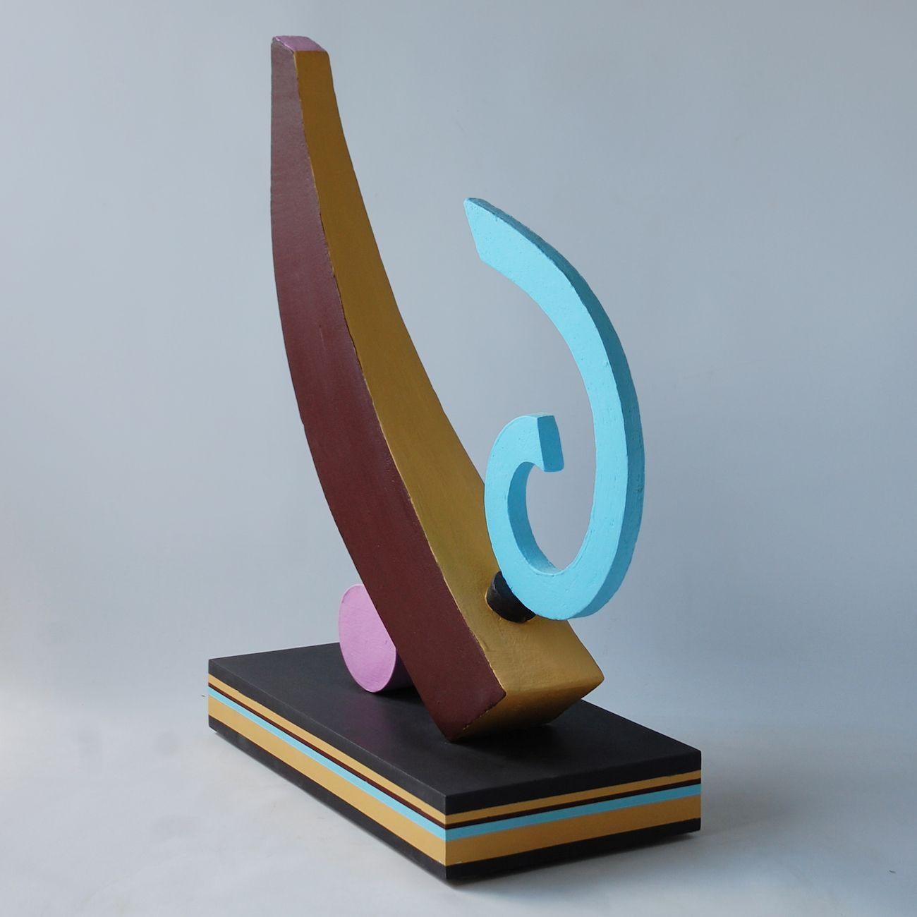 Sisyphe de Patricia Volk - Sculpture céramique abstraite, argile peinte, géométrique en vente 1