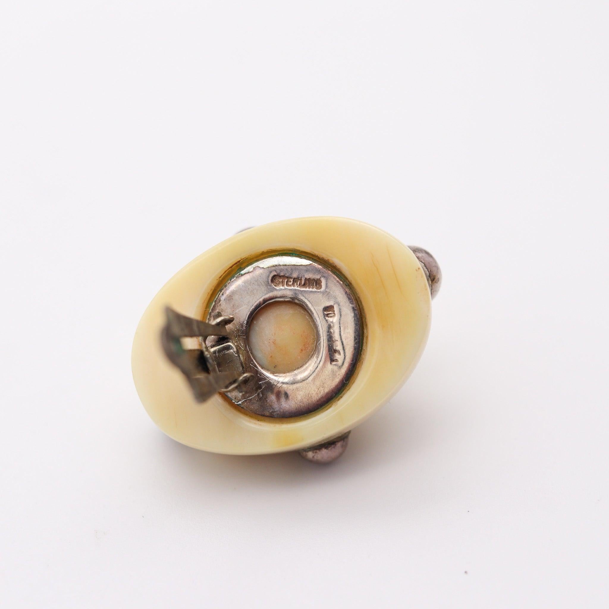 PATRICIA VON MUSULIN 1970 Modernist Clips Earrings Carved Ivory & .925 Sterling For Sale 2