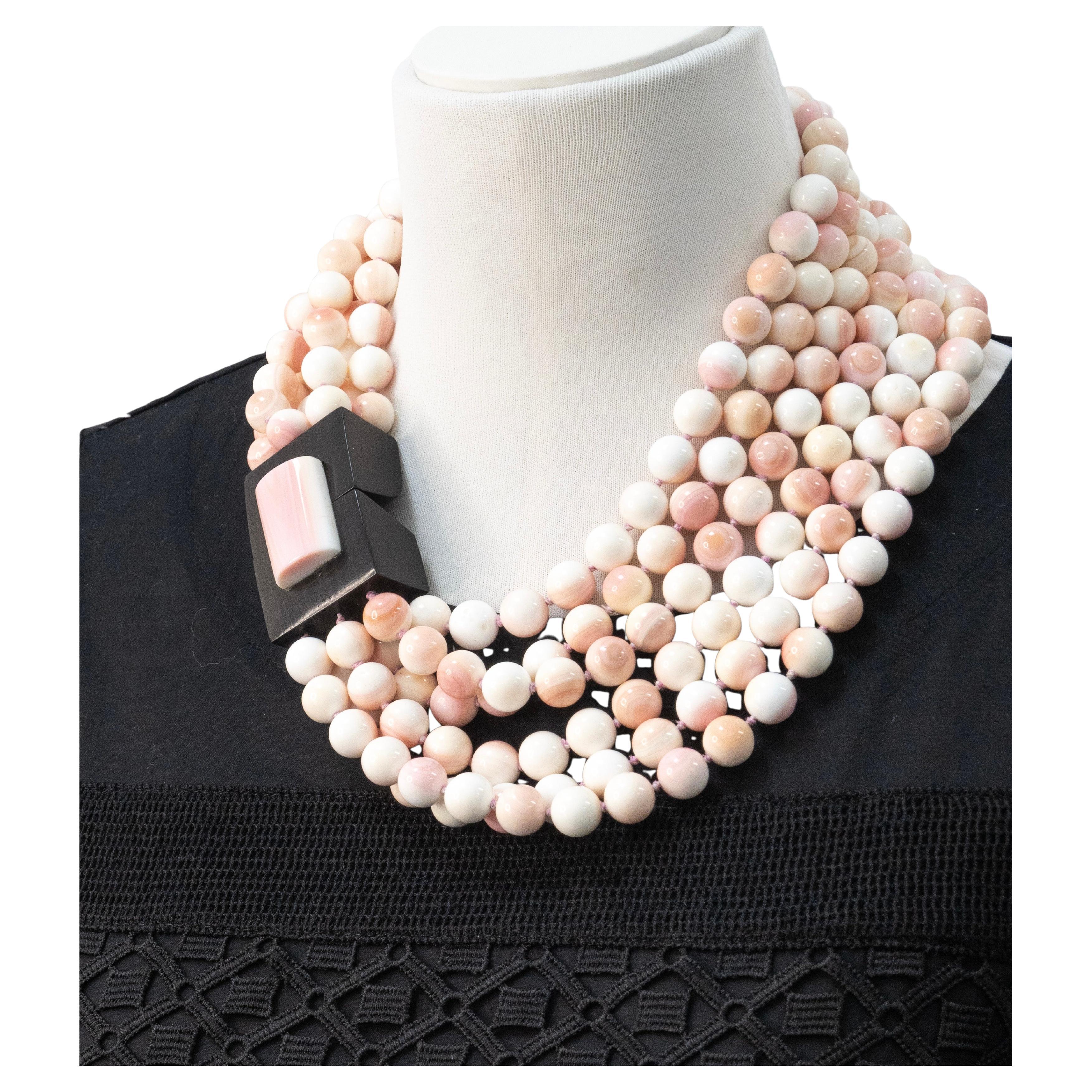 Patricia von Musulin - Collana di perle di conchiglia rosa a più fili