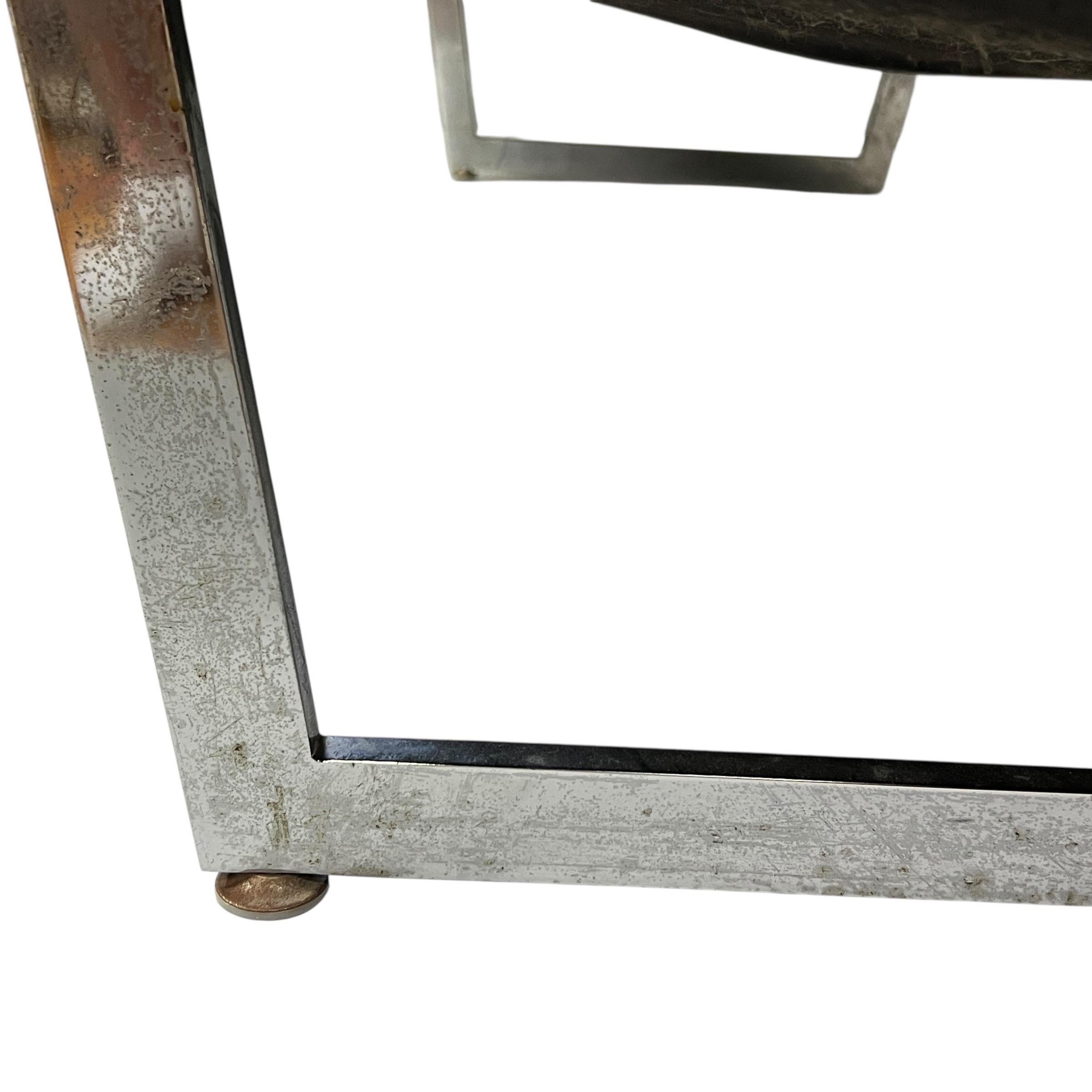 Patrician Furniture Company Sofá Cromado de Pata de Gallo Acolchado finales del siglo XX en venta