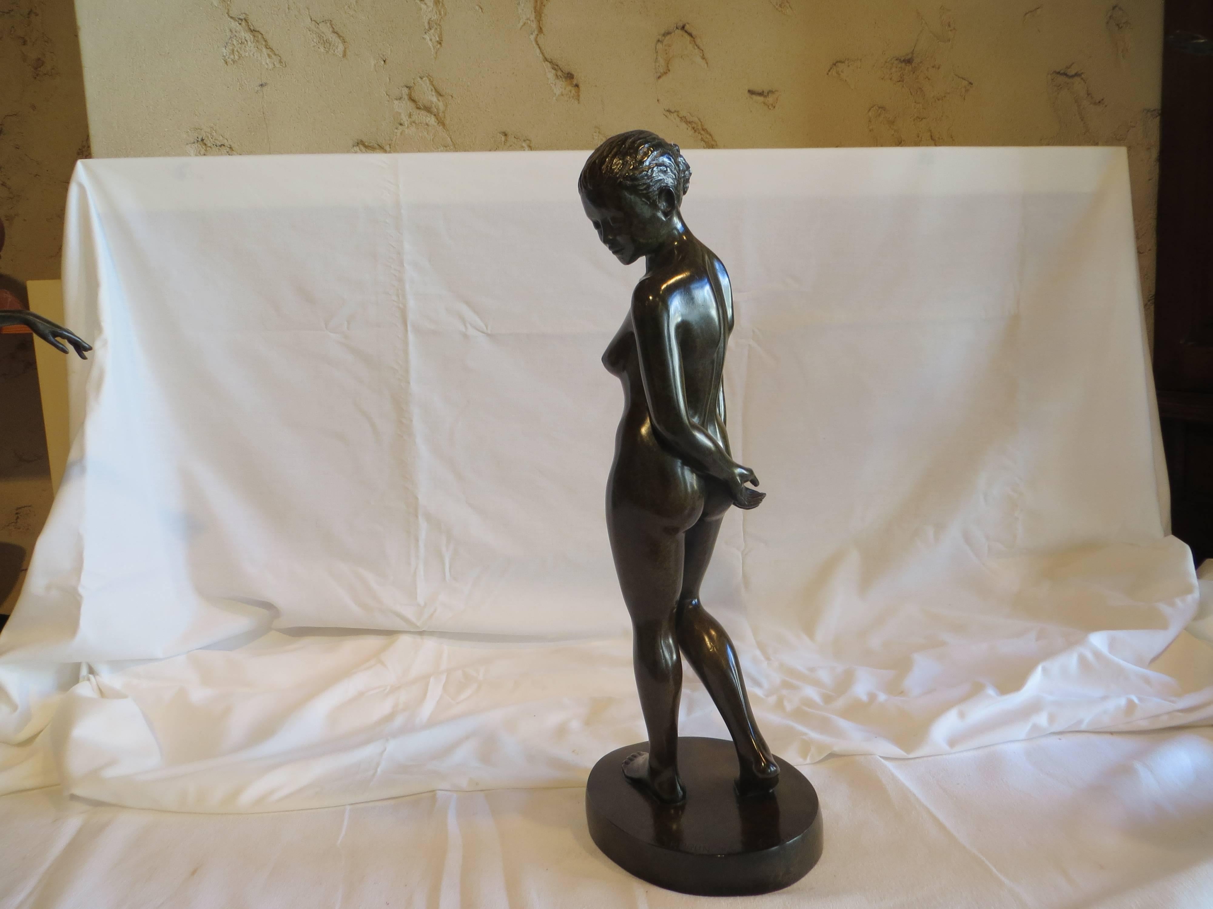 Stand-Up-Pose (Zeitgenössisch), Sculpture, von Patrick Brun