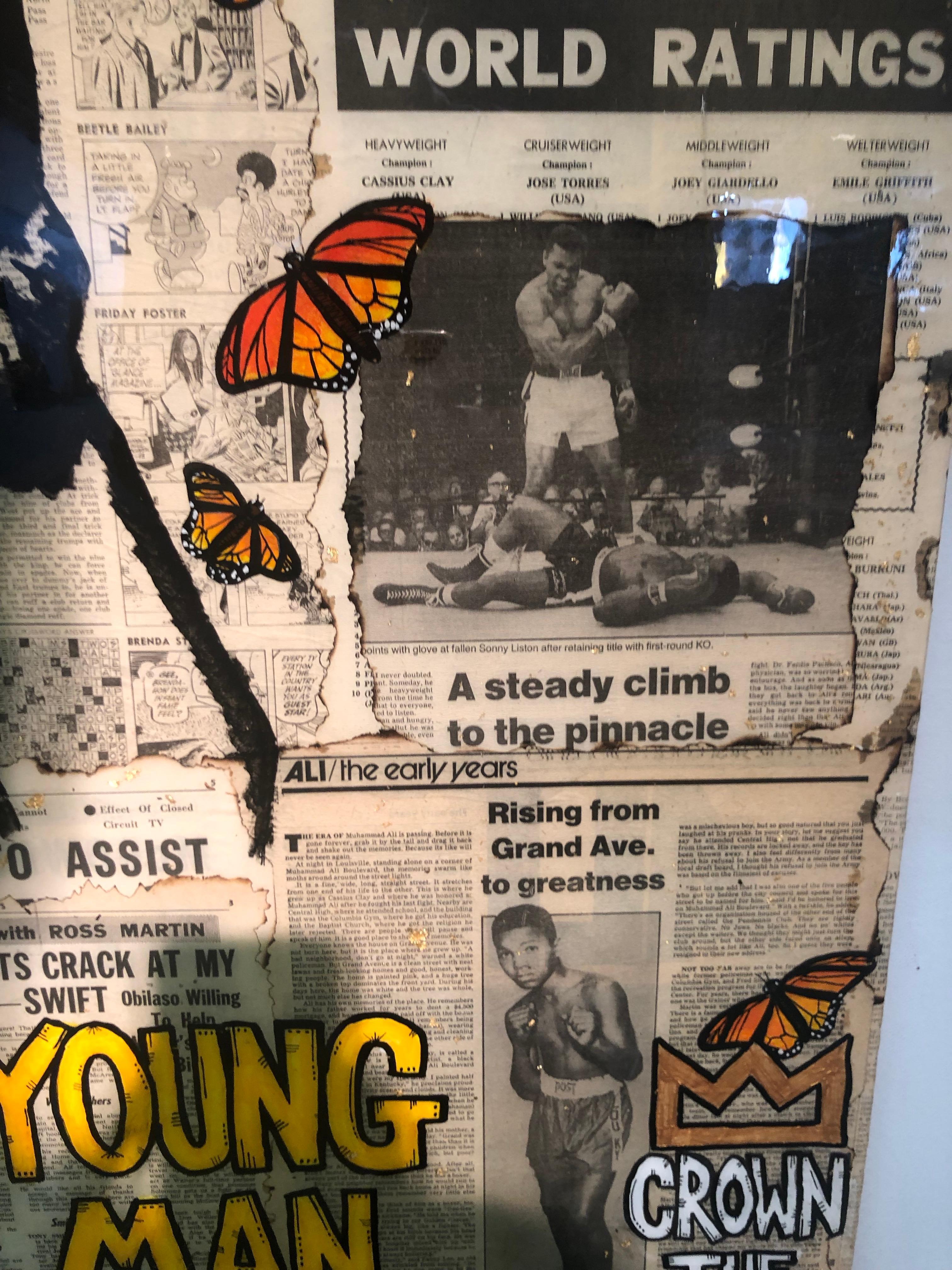 Mit Hilfe von alten Zeitungen fängt Patrick Burns einige Highlights aus Muhammad Alis Karriere ein. Die Zeitungen werden mit Acrylfarbe und Polymerharz überlagert:: um eine visuelle Zeitkapsel zu schaffen. 

Patrick Burns 
b. 1987:: Cleveland:: OH
