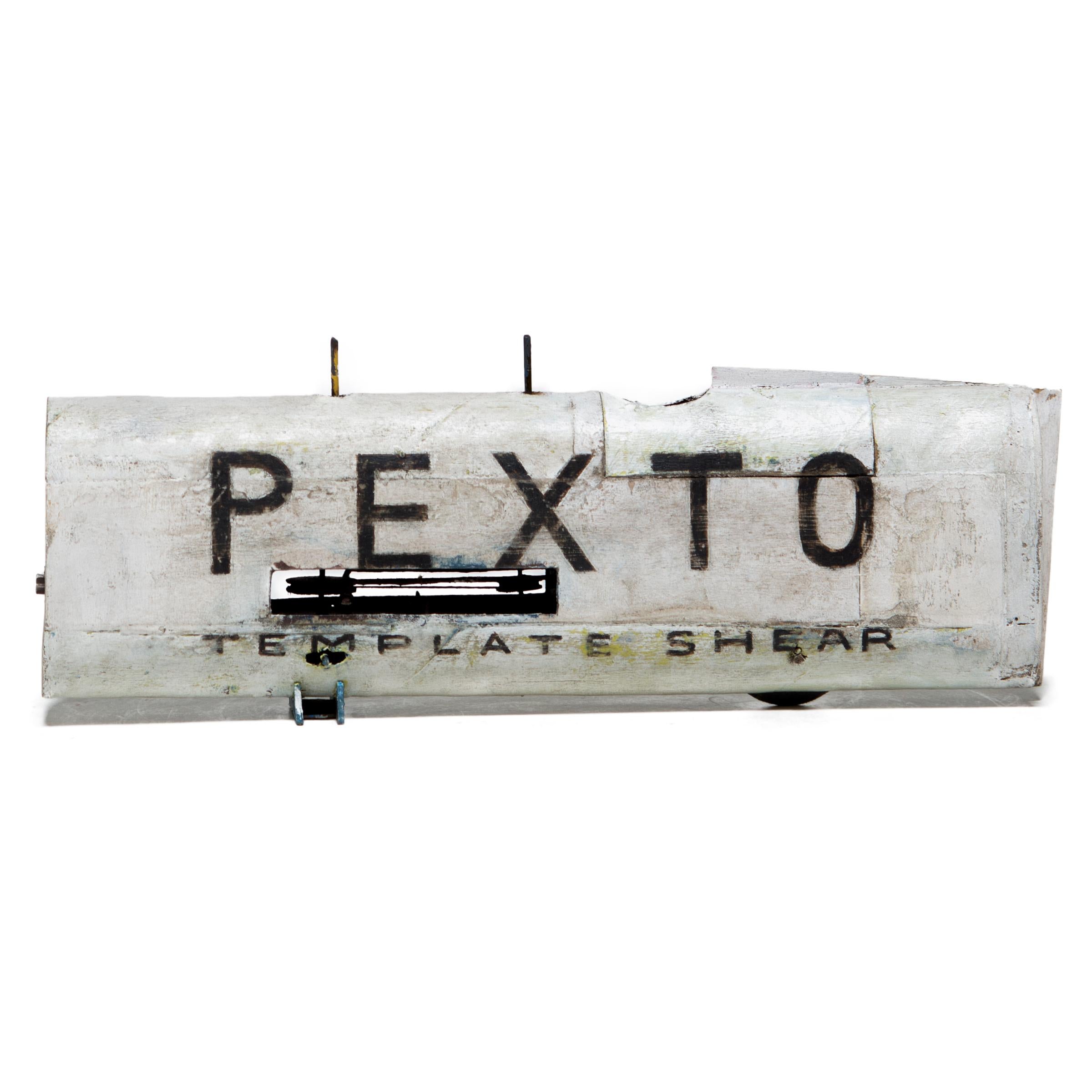 „Pexto Car“, Skulptur in Mischtechnik, 2019 im Angebot 4