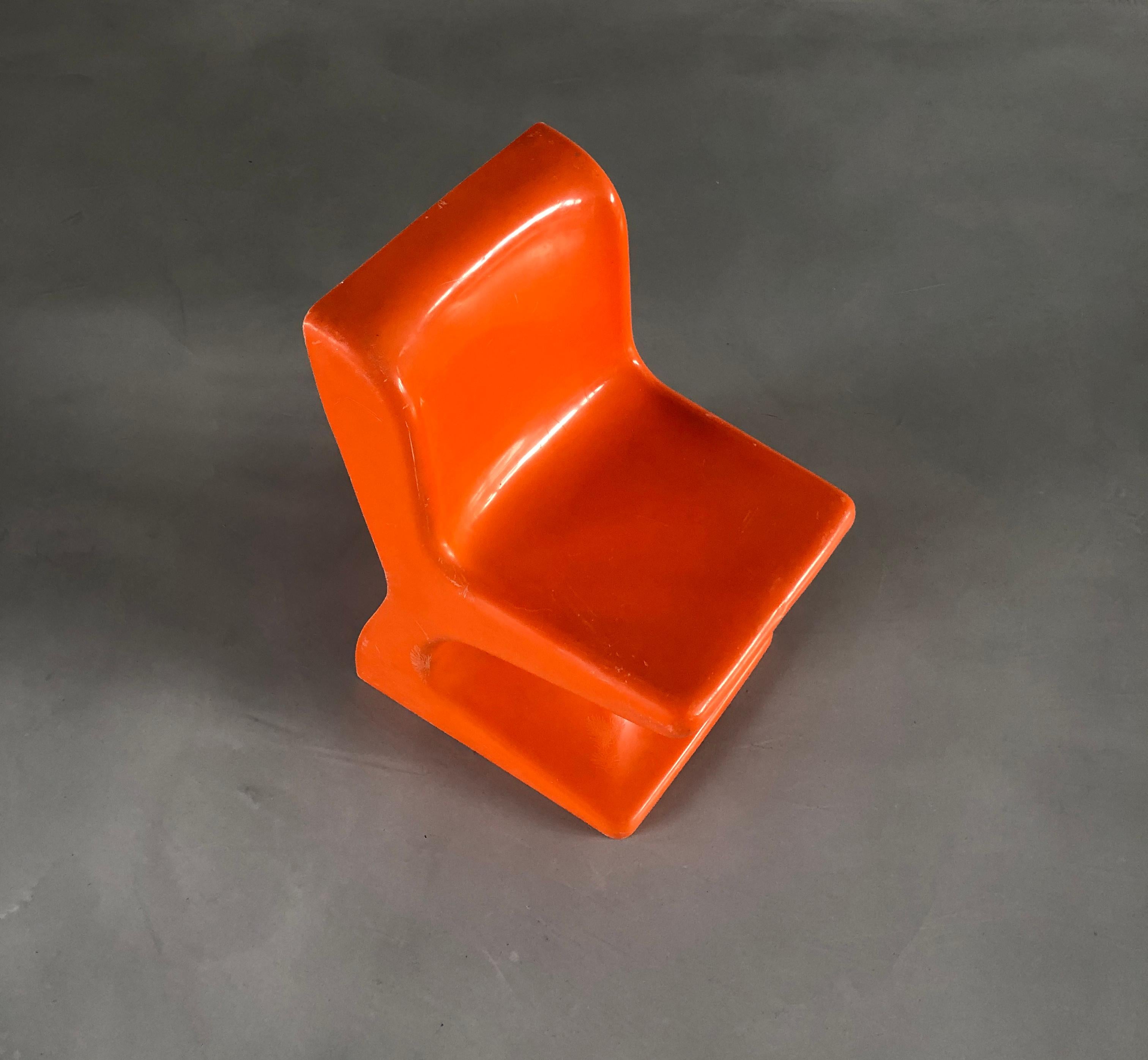 Patrick Gingembre - child chair Space Age 70’s manufactured by S.e.l.a.p. France For Sale 4
