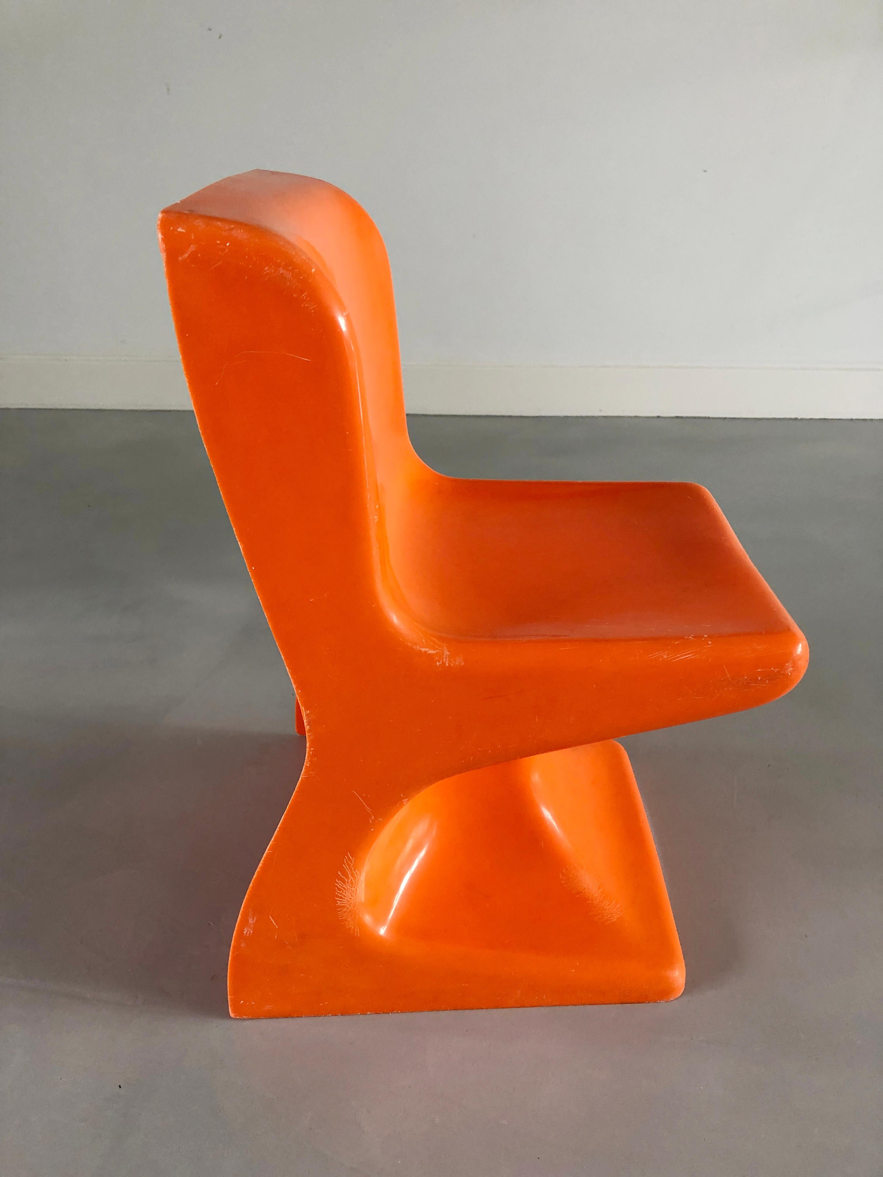 Patrick Gingembre - chaise enfant A.E.L.L. 70's fabriquée par P.E.L.A.P. France en vente 1