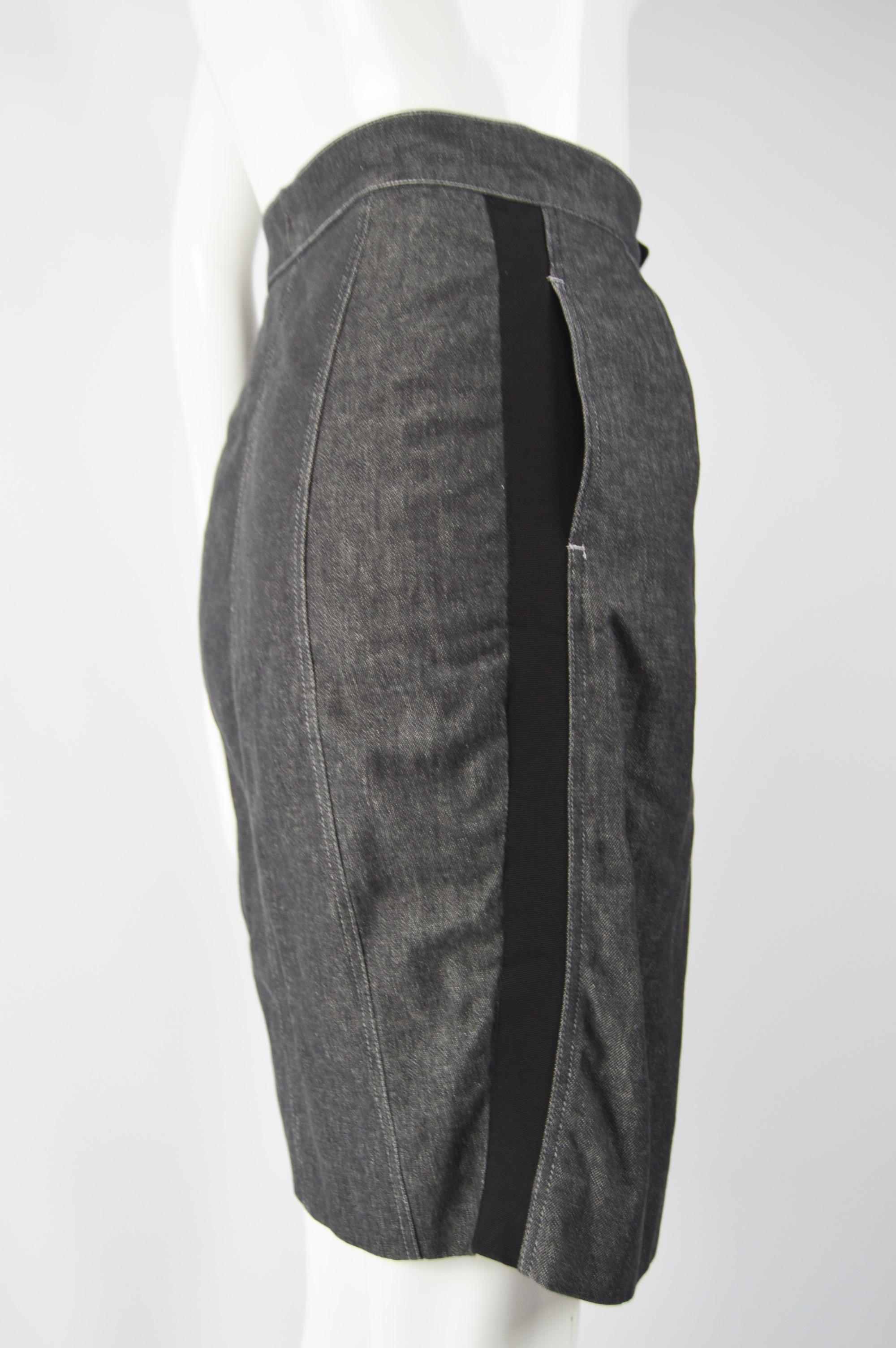 Women's Patrick Kelly 1980s Vintage Grey Denim Skirt 