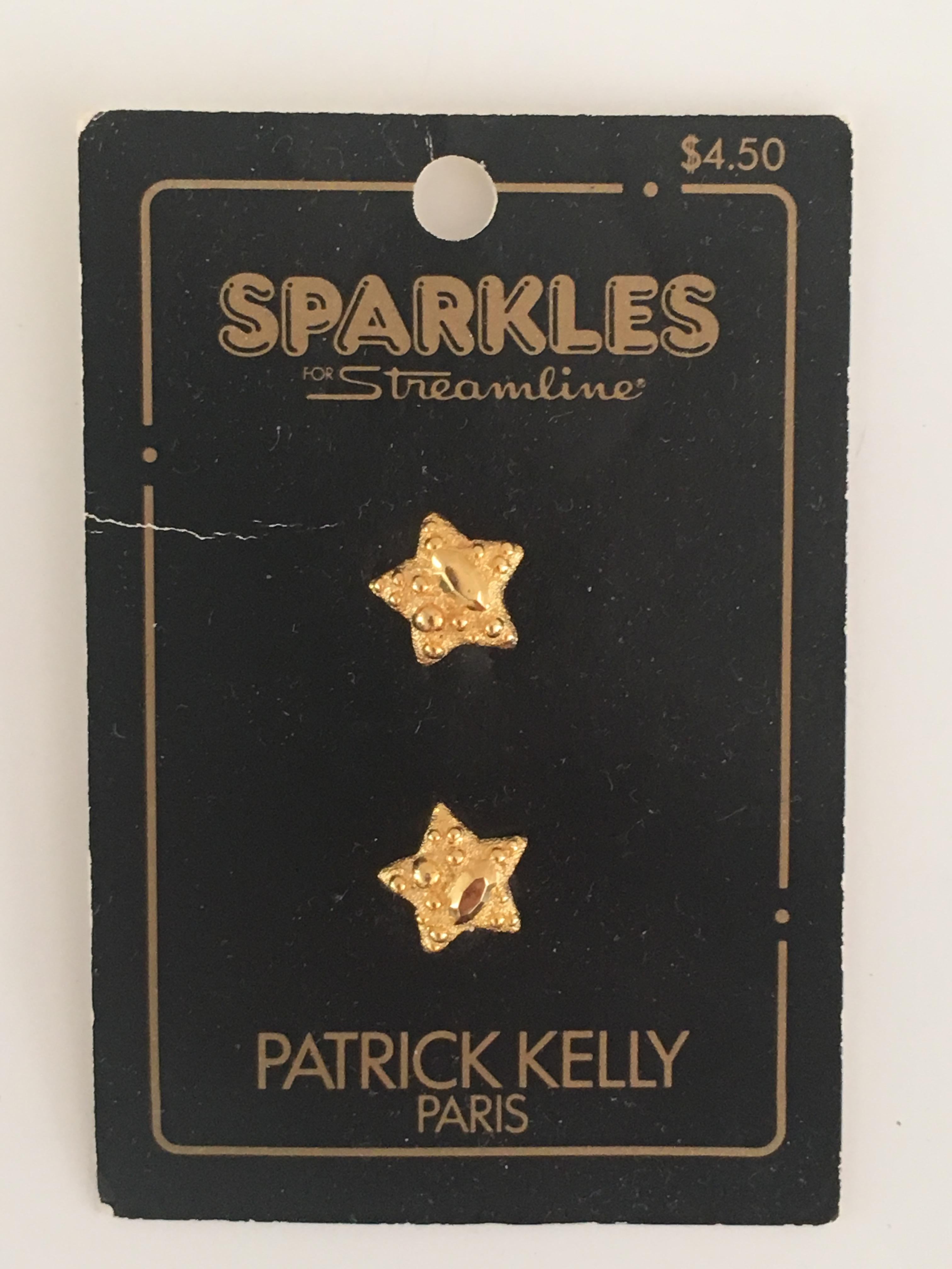 Patrick Kelly Paris Gold Star Buttons. In Excellent Condition In Atlanta, GA