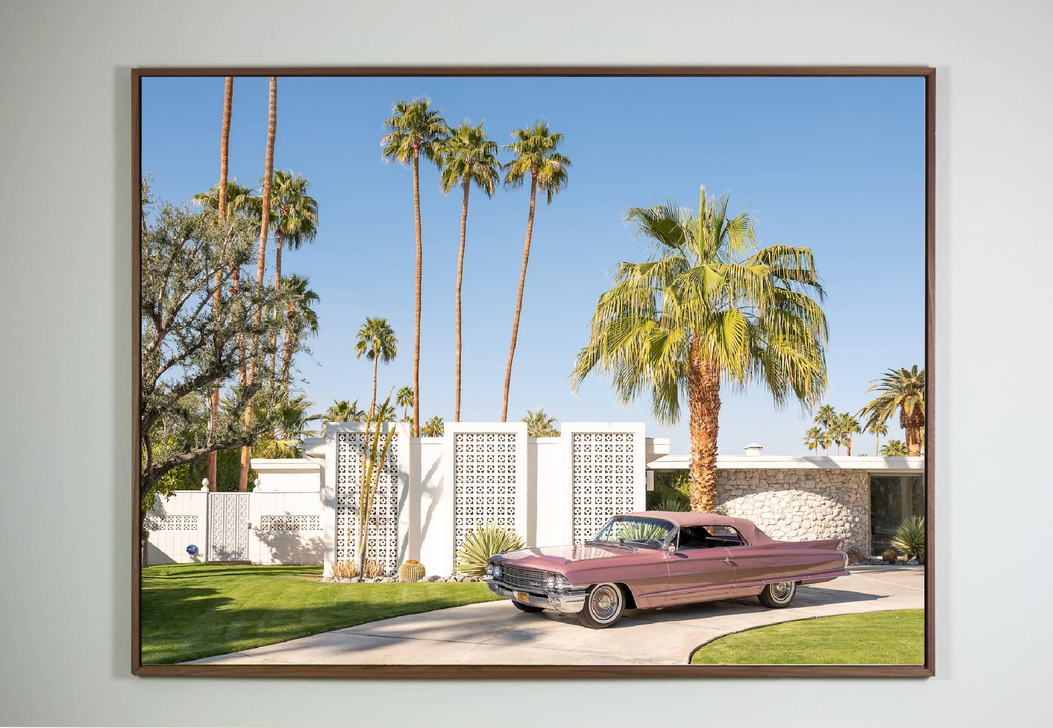 « Cadillac Dreams », photographie de Patrick Lajoie (37x49in), 2019 en vente 1