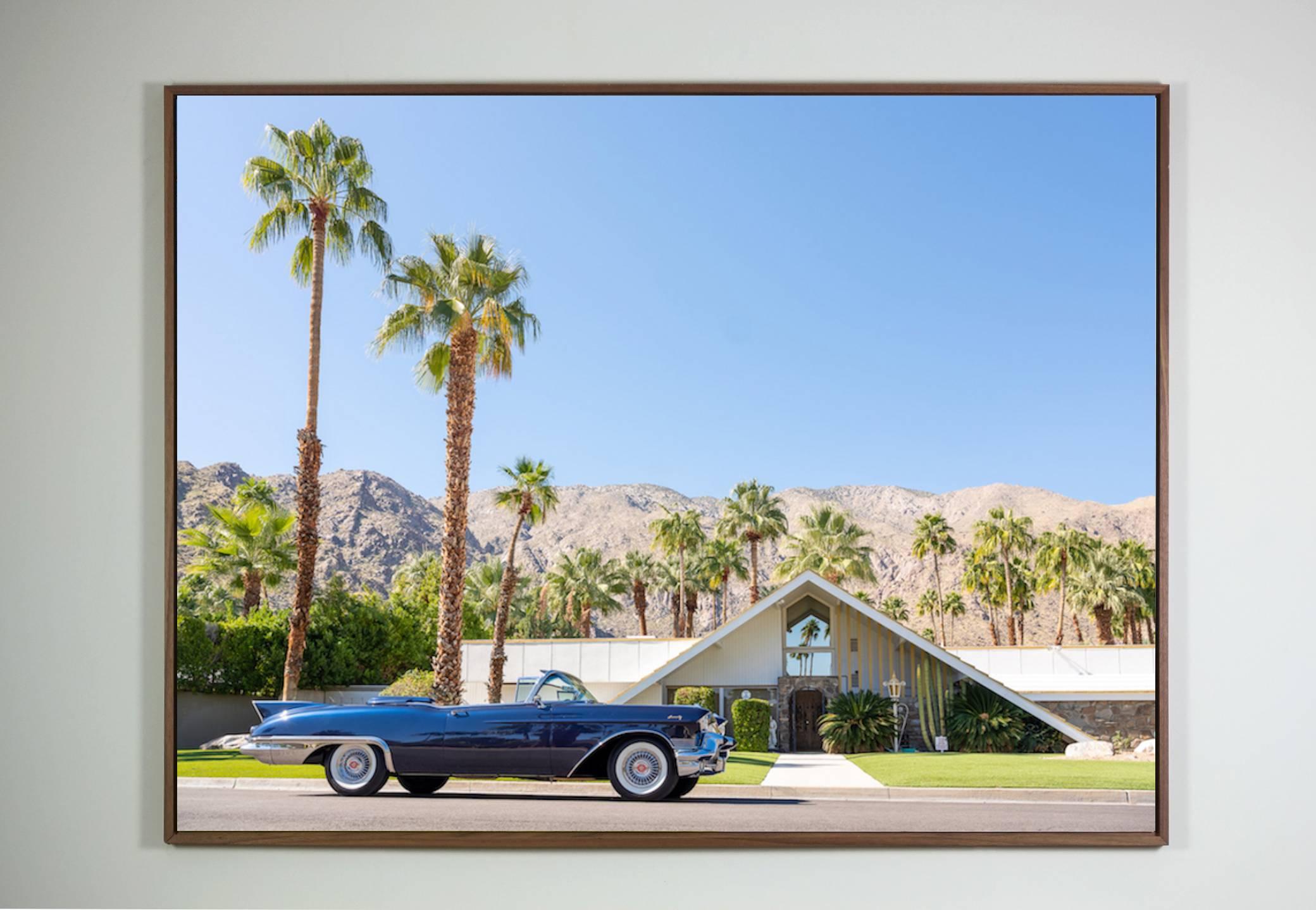 « Swiss Ritz », photographie de Patrick Lajoie (49x65 pouces), 2020 en vente 1