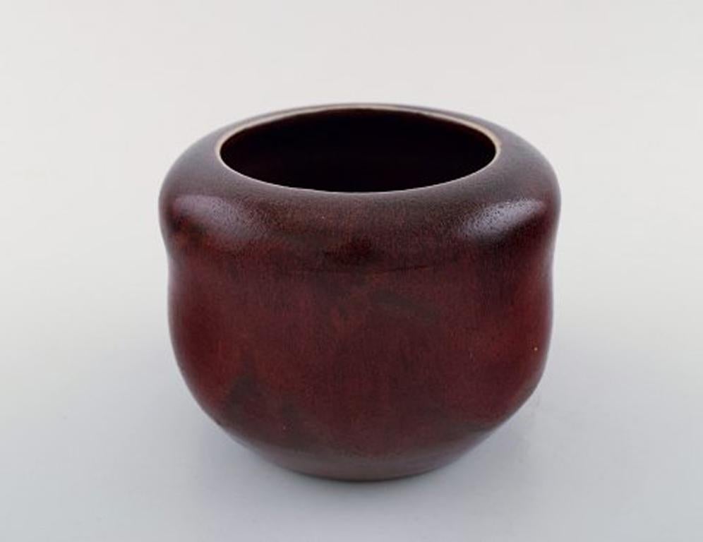 Patrick Nordstrøm / Carl Halier stoneware vase for Royal Copenhagen, 1920s. Beautiful deep oxblood glaze.
Stamped. 39/23.
Measures: 14.5 cm x 11 cm.
In very good condition.