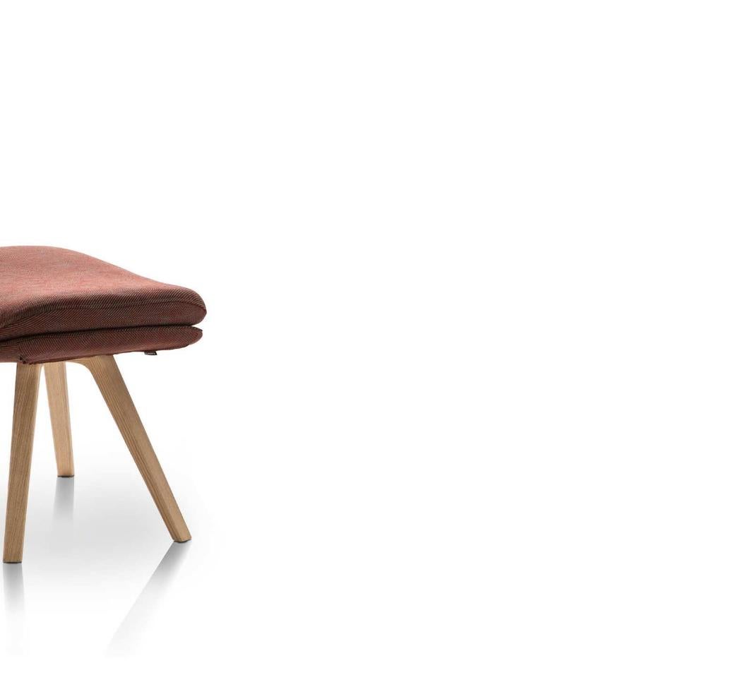 Patrick Norguet P22 Footrest For Cassina In New Condition For Sale In Barcelona, Barcelona