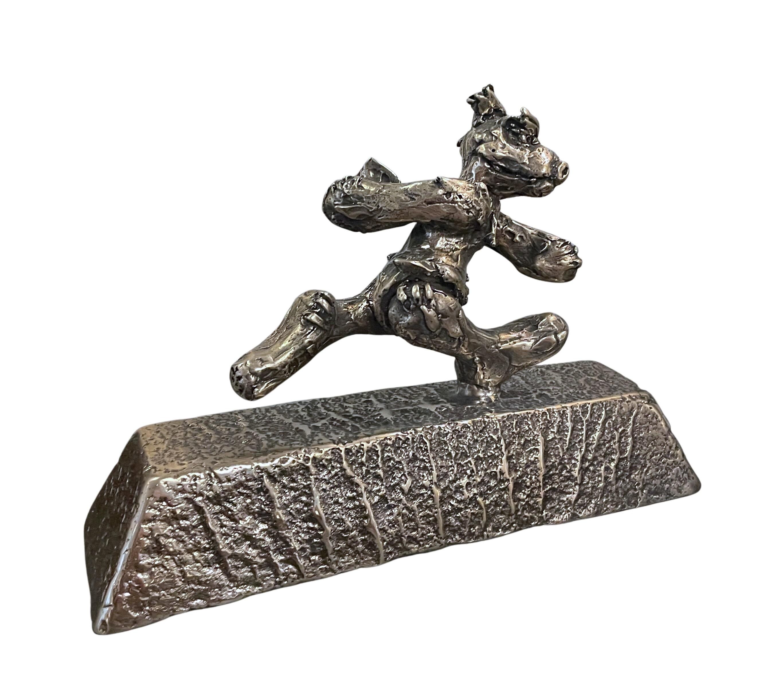Bullion Bear - Sculpture by Patrick O'Reilly