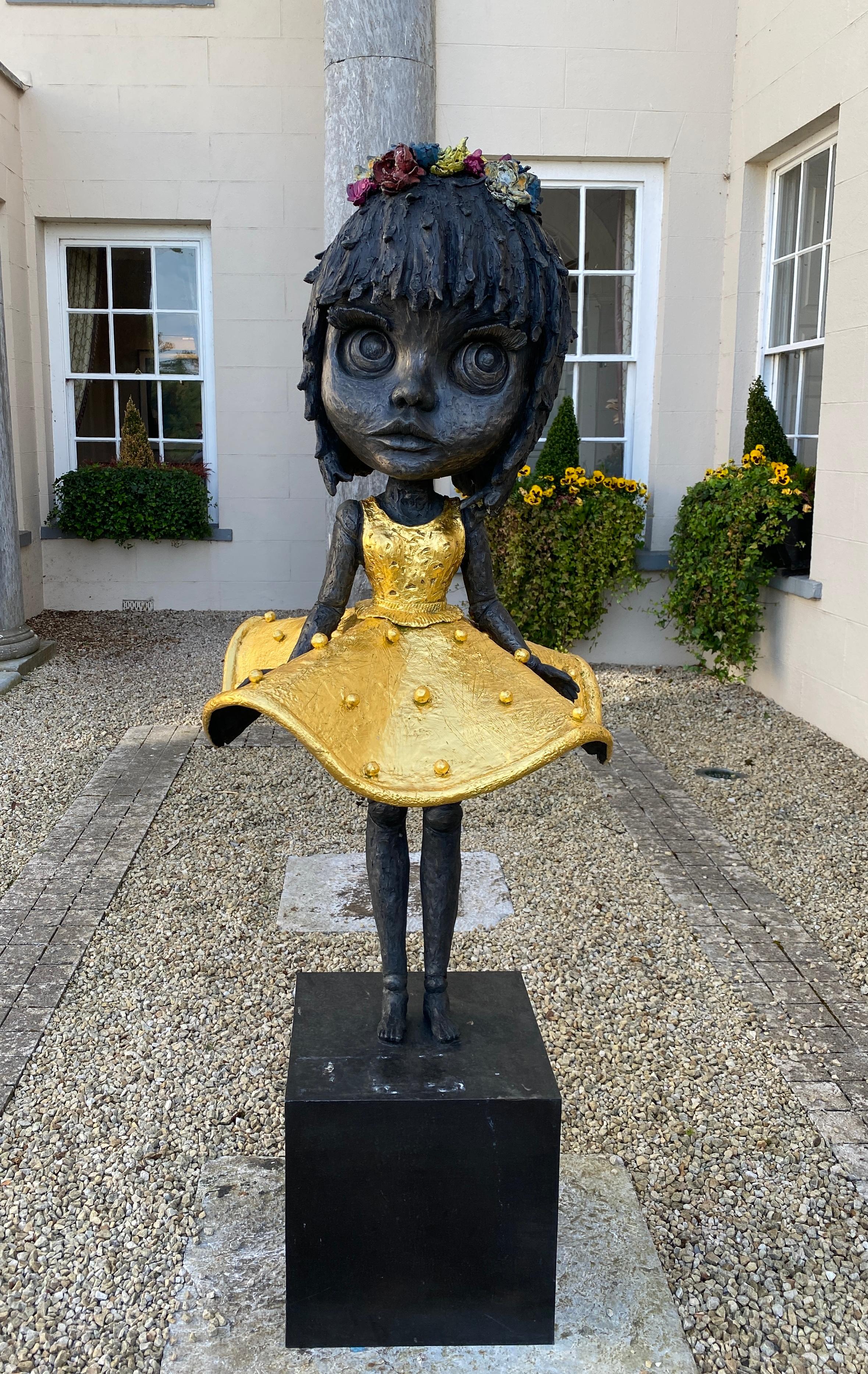 Shayleigh - Contemporary Sculpture by Patrick O'Reilly