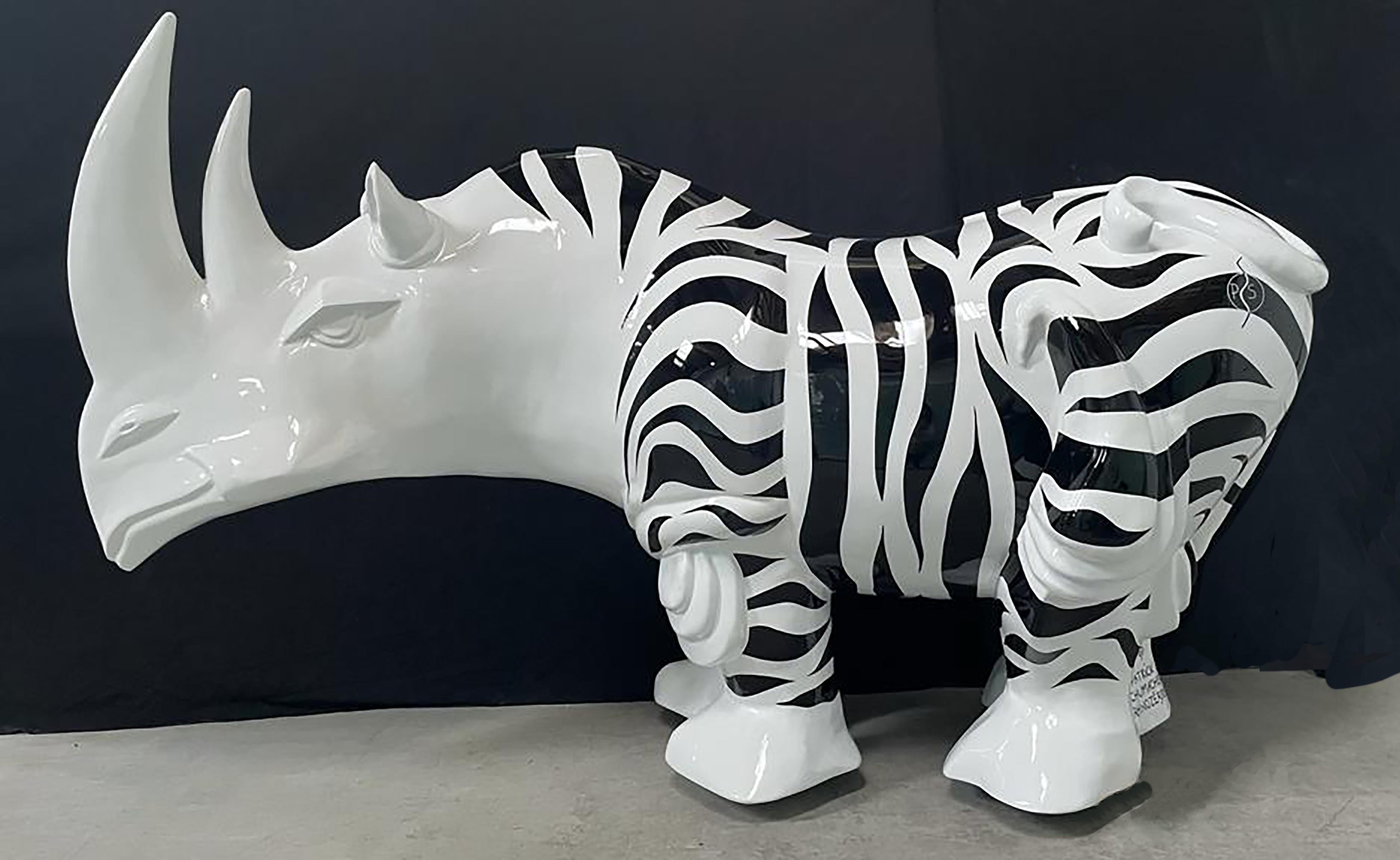 Rhinozebros 230 - Adorned with a zebra skin - Monumental Outdoor Sculpture