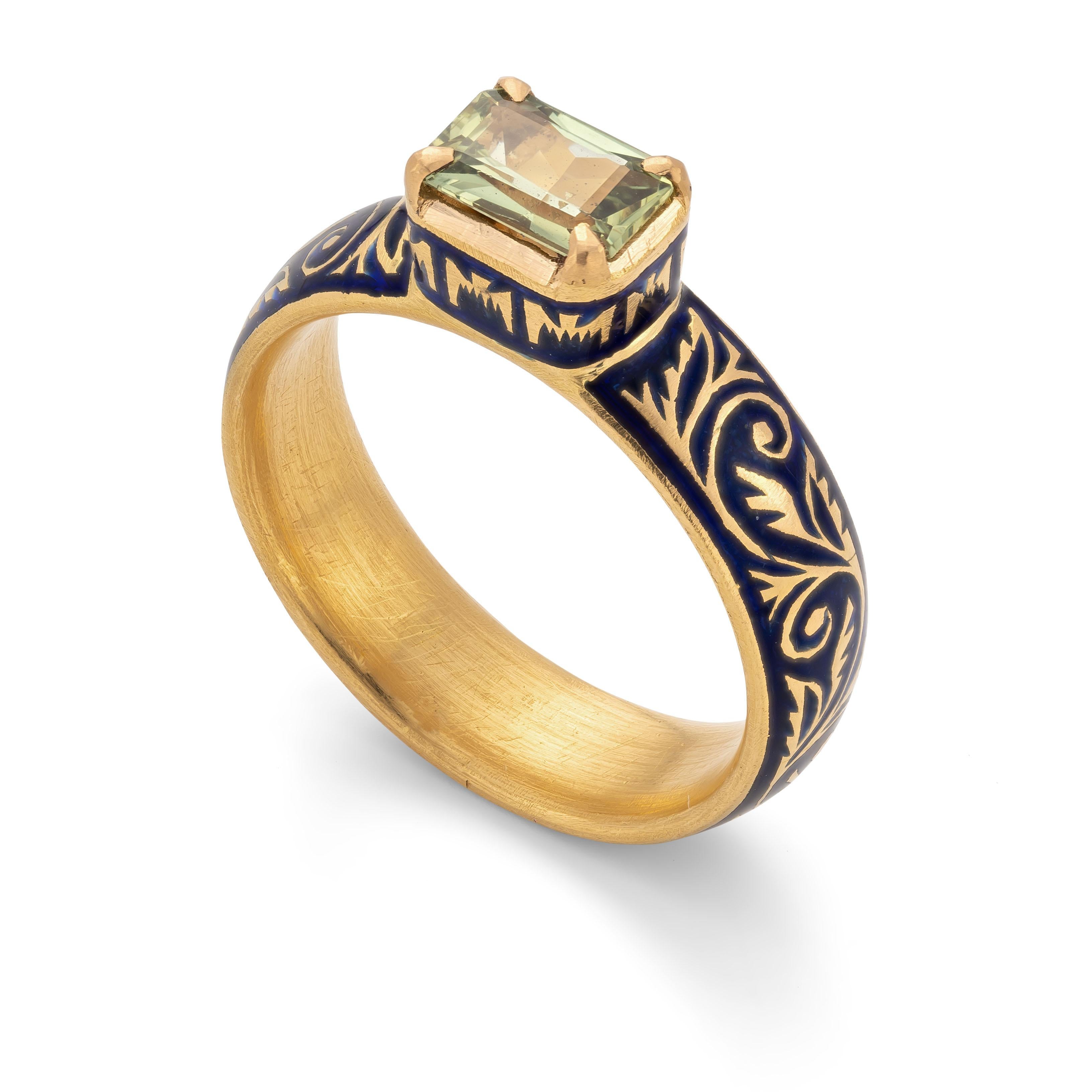 Artisan Patrika Ring with Australian Sapphire, 22 Karat Yellow Gold For Sale