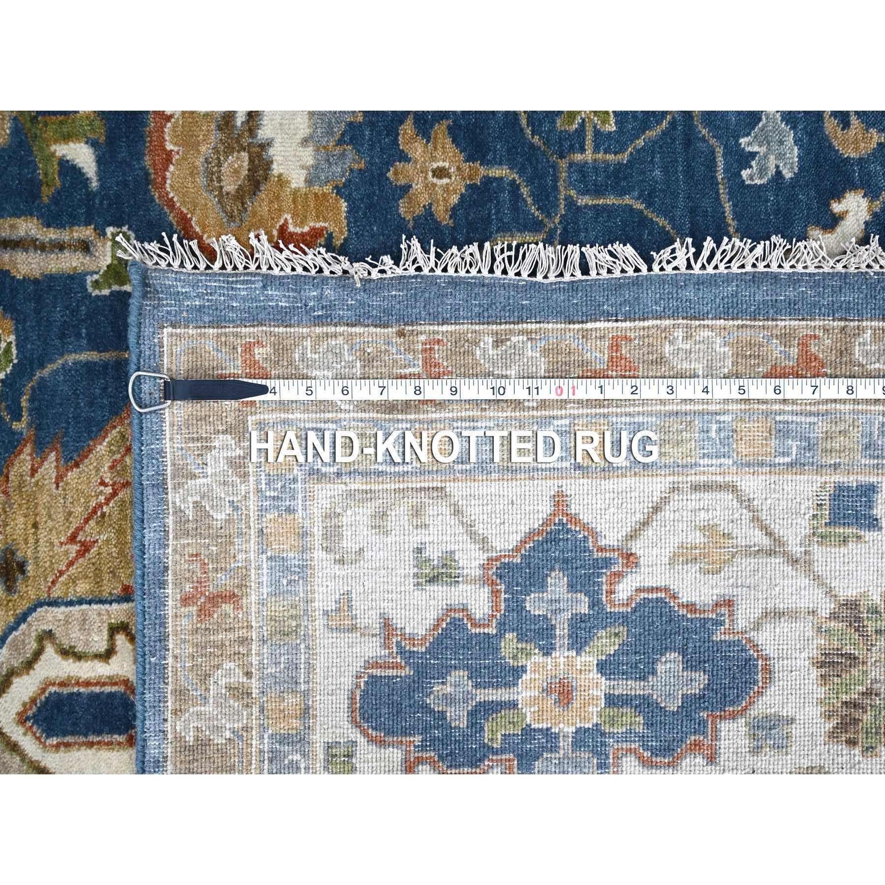 Tapis oriental bleu patriote Sultanabad noué à la main 9'0