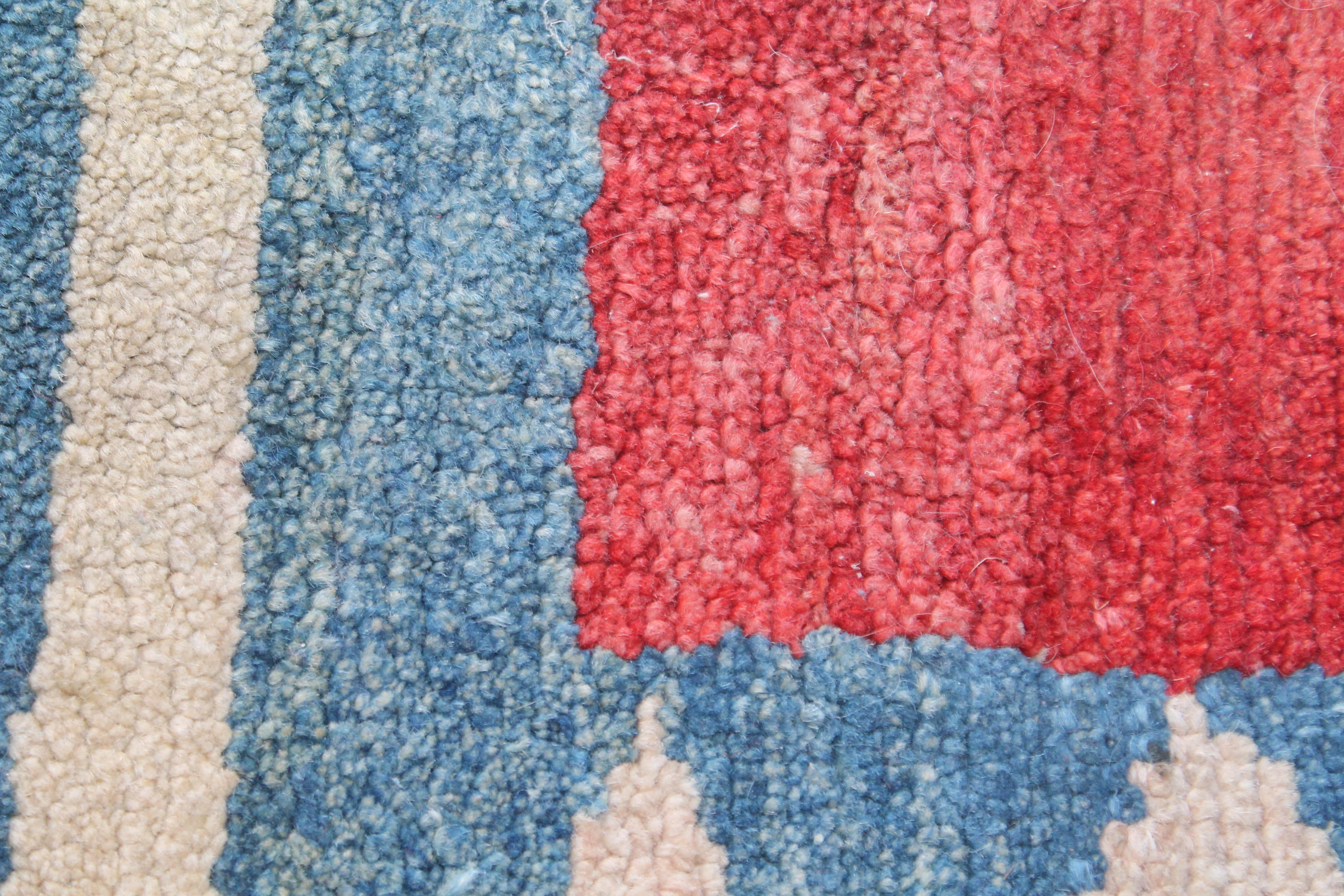 Hand-Knotted Patriotic Indian Design Pattern Hand Hooked Rug