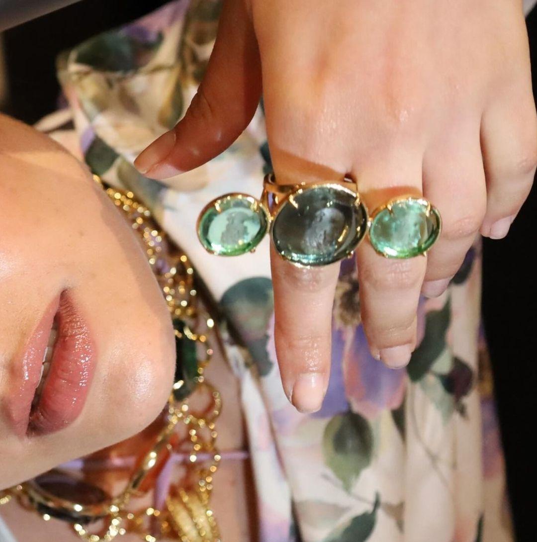 Artisan Patrizia Daliana 24 KT gilded bronze ring with hand-carved and ground Murano gla For Sale