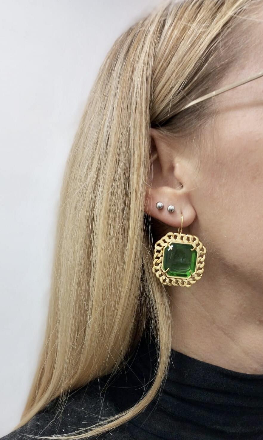 Women's Patrizia Daliana earrings in 24 KT gilded bronze with  hand-cut Murano glass For Sale
